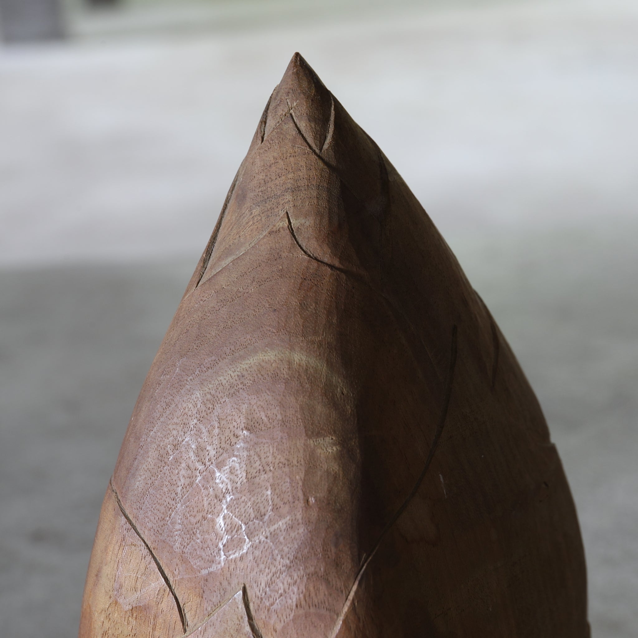 VASO EN FORMA DE BROTE DE BAMBÚ DE MADERA, Período Taisho(1912–1926 d. C.)