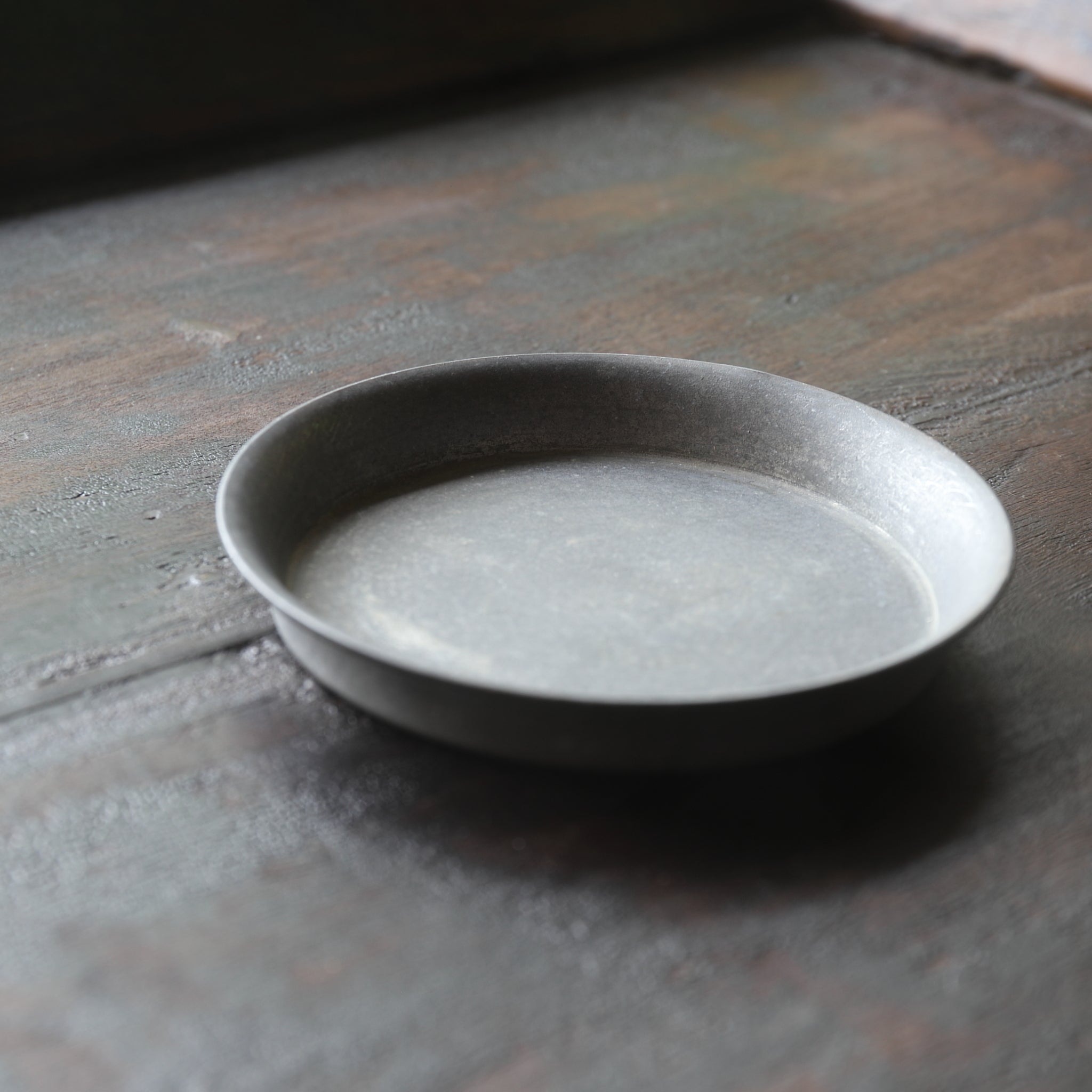 OLD ROUND TIN TEAPOT STAND, Qing Dynasty(1616–1911CE)