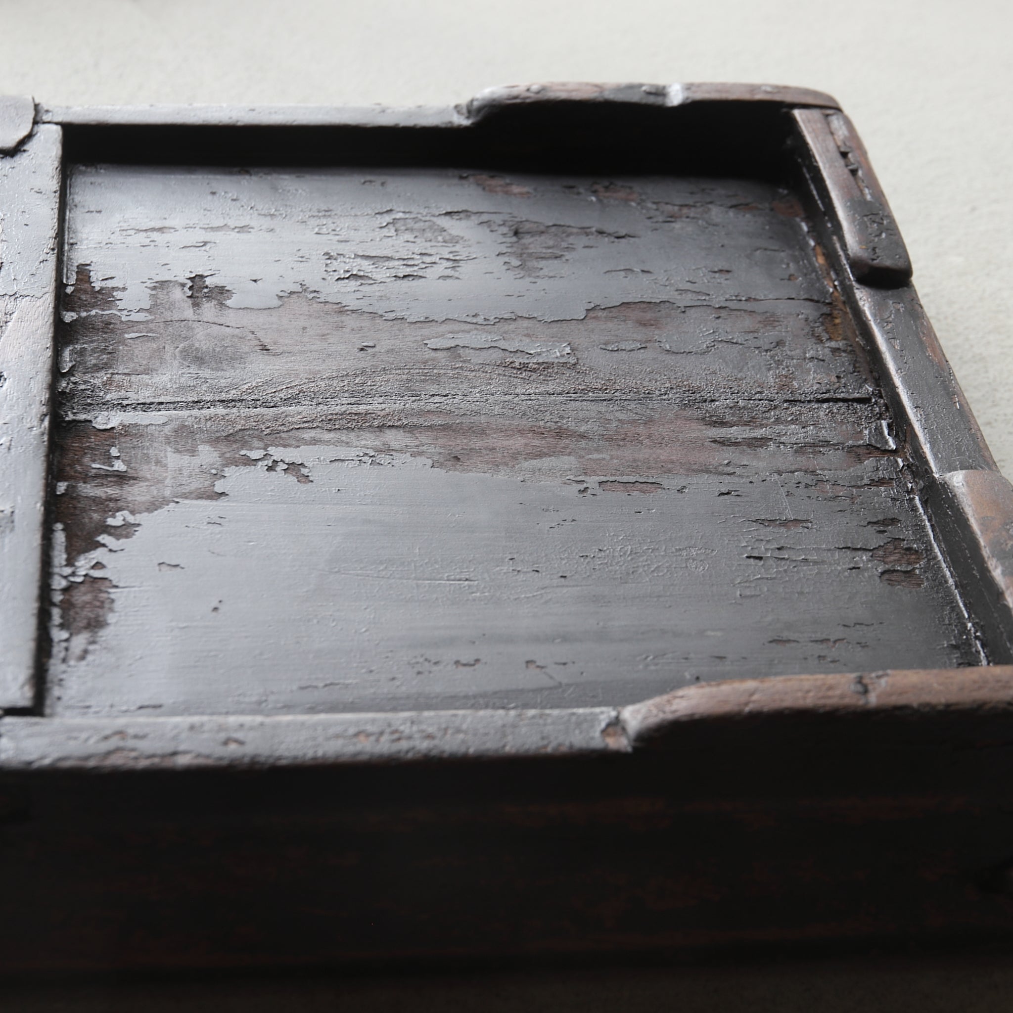 BANDEJA RECTANGULAR DE MADERA, a2, Dinastía Joseon(1392–1897 d. C.)