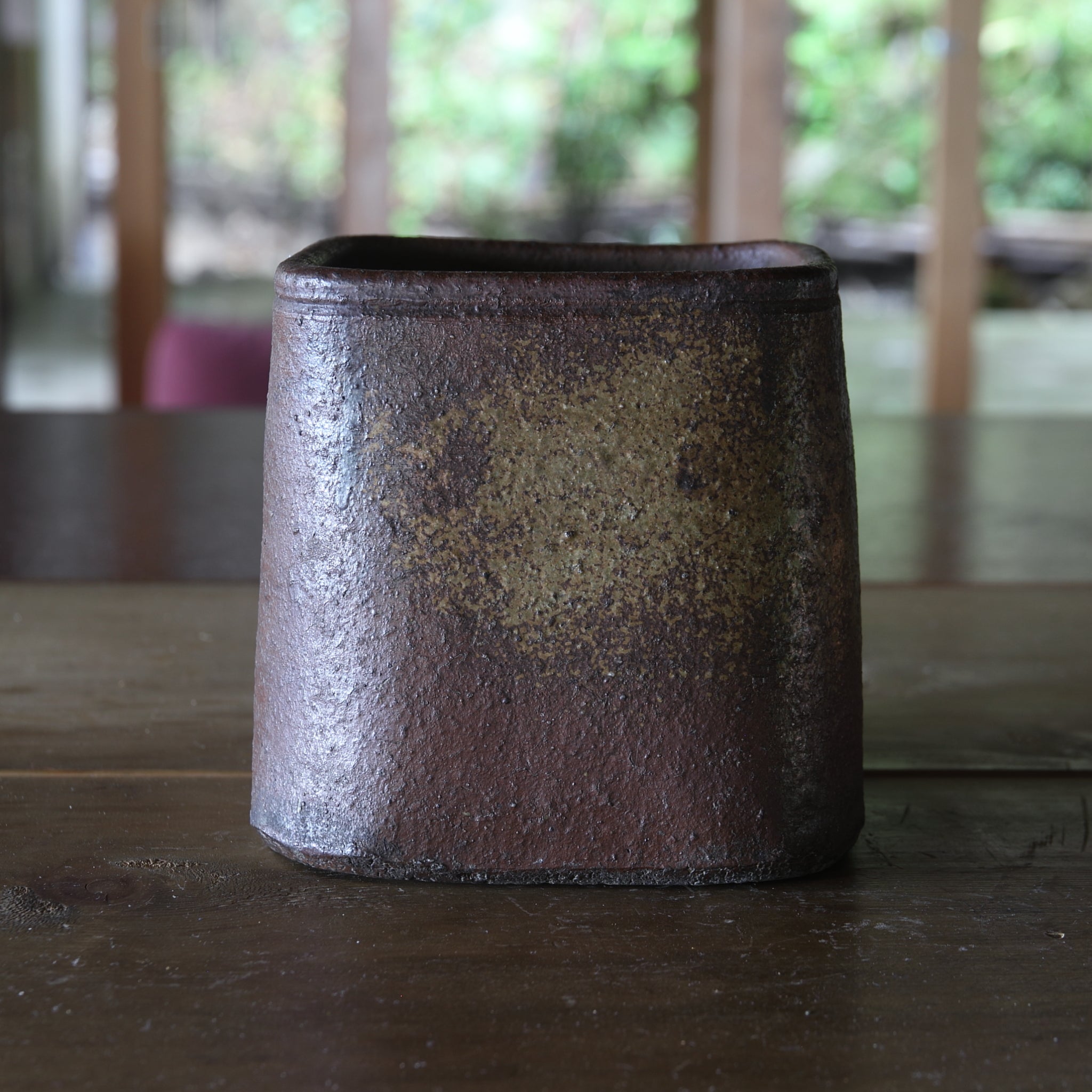 TUBO, Ko-Bizen, en forma de cuadrada, Período Muromachi(1336–1573 d. C.)