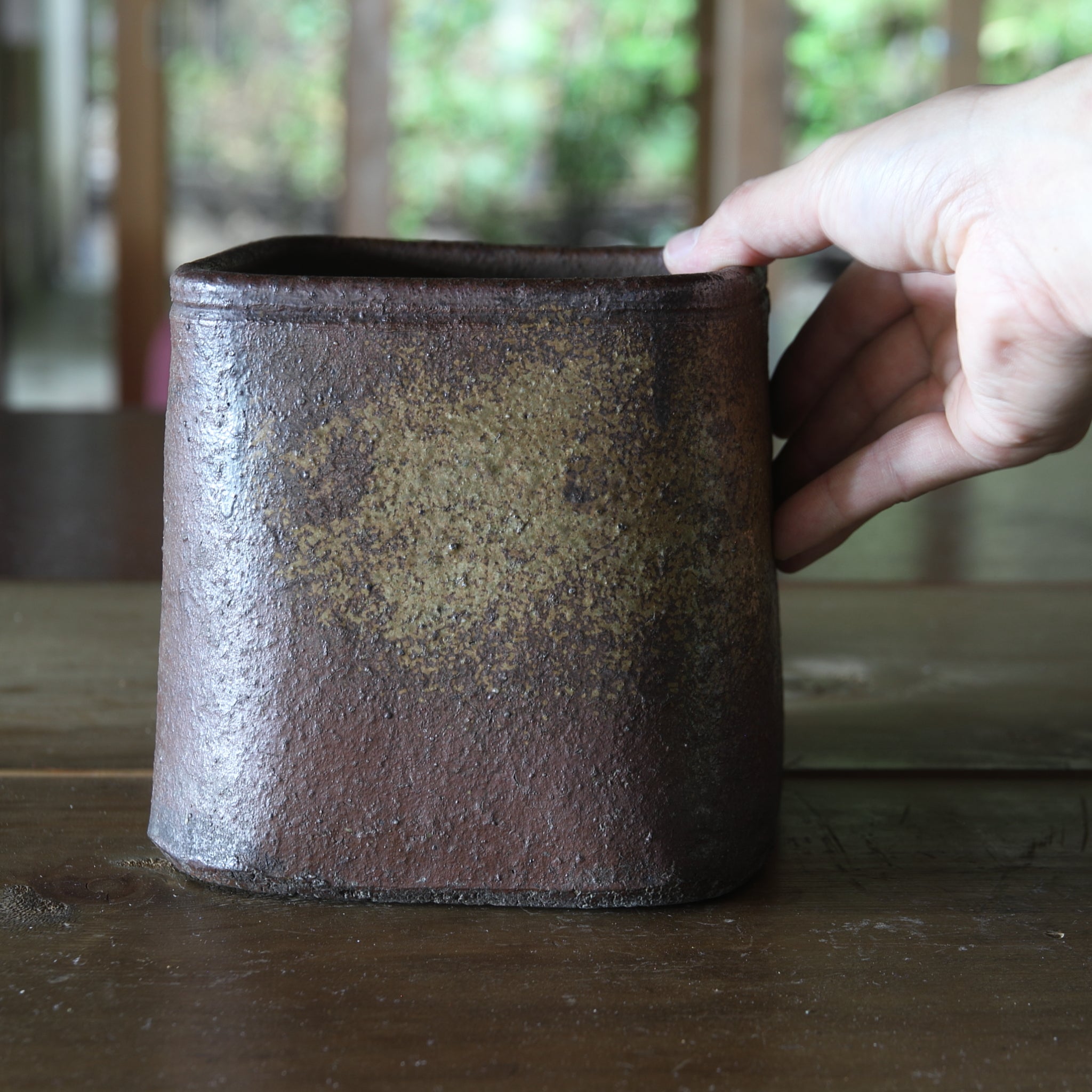 TUBE, Ko-Bizen, with a square-shaped form, Muromachi Period(1336–1573CE)