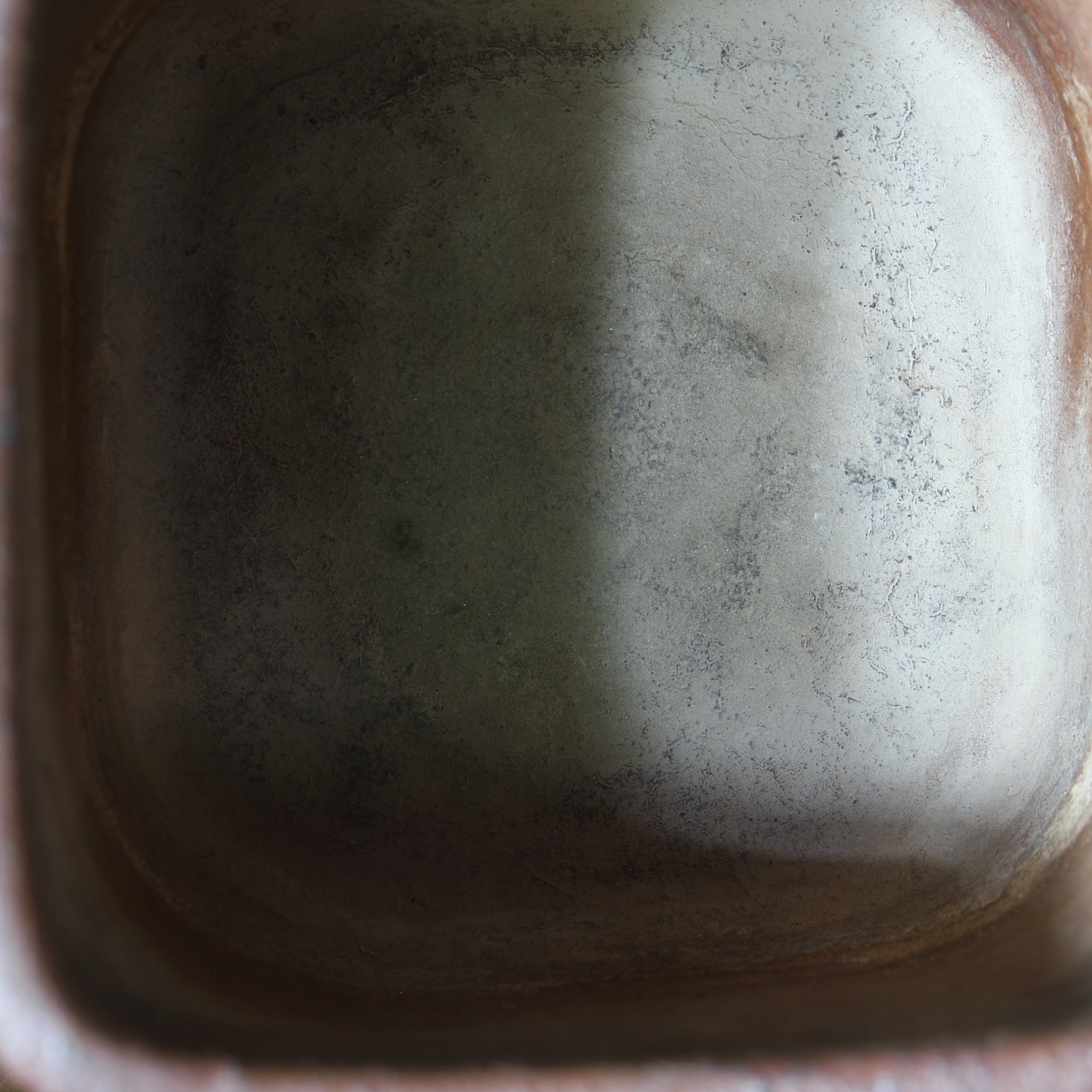 TUBE, Ko-Bizen, with a square-shaped form, Muromachi Period(1336–1573CE)