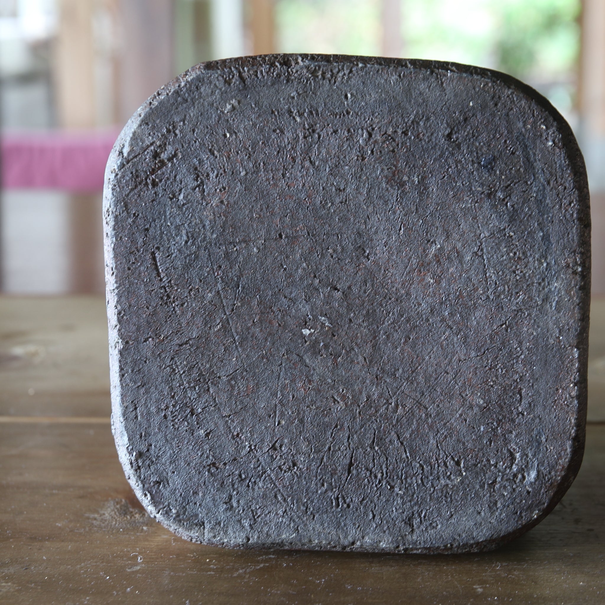 TUBE, Ko-Bizen, with a square-shaped form, Muromachi Period(1336–1573CE)