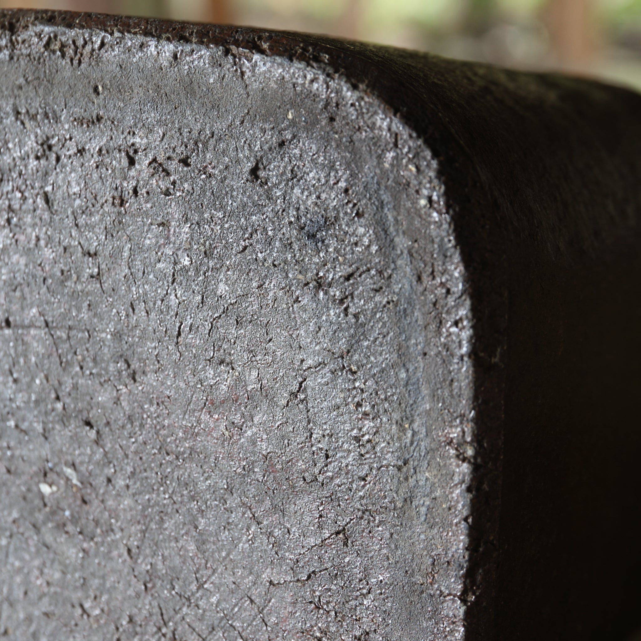 TUBE, Ko-Bizen, with a square-shaped form, Muromachi Period(1336–1573CE)