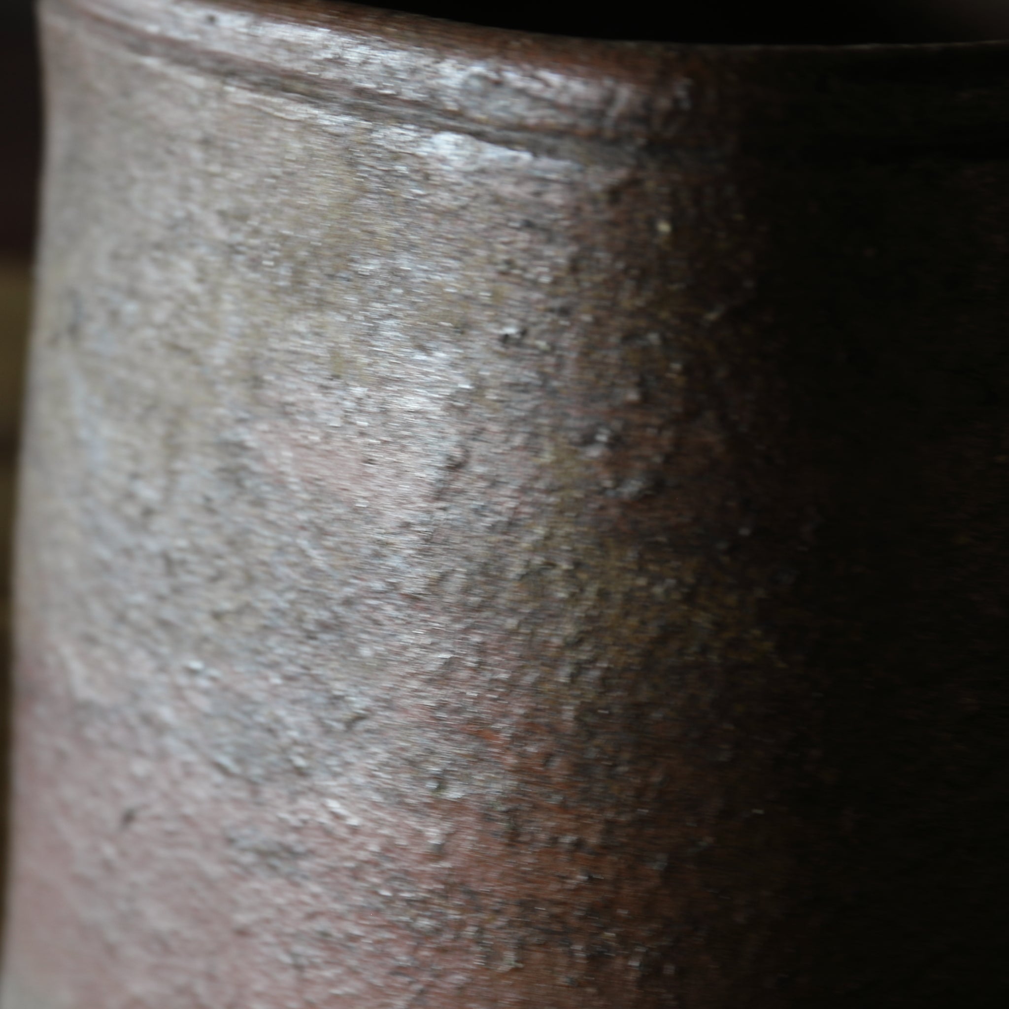 TUBE, Ko-Bizen, with a square-shaped form, Muromachi Period(1336–1573CE)