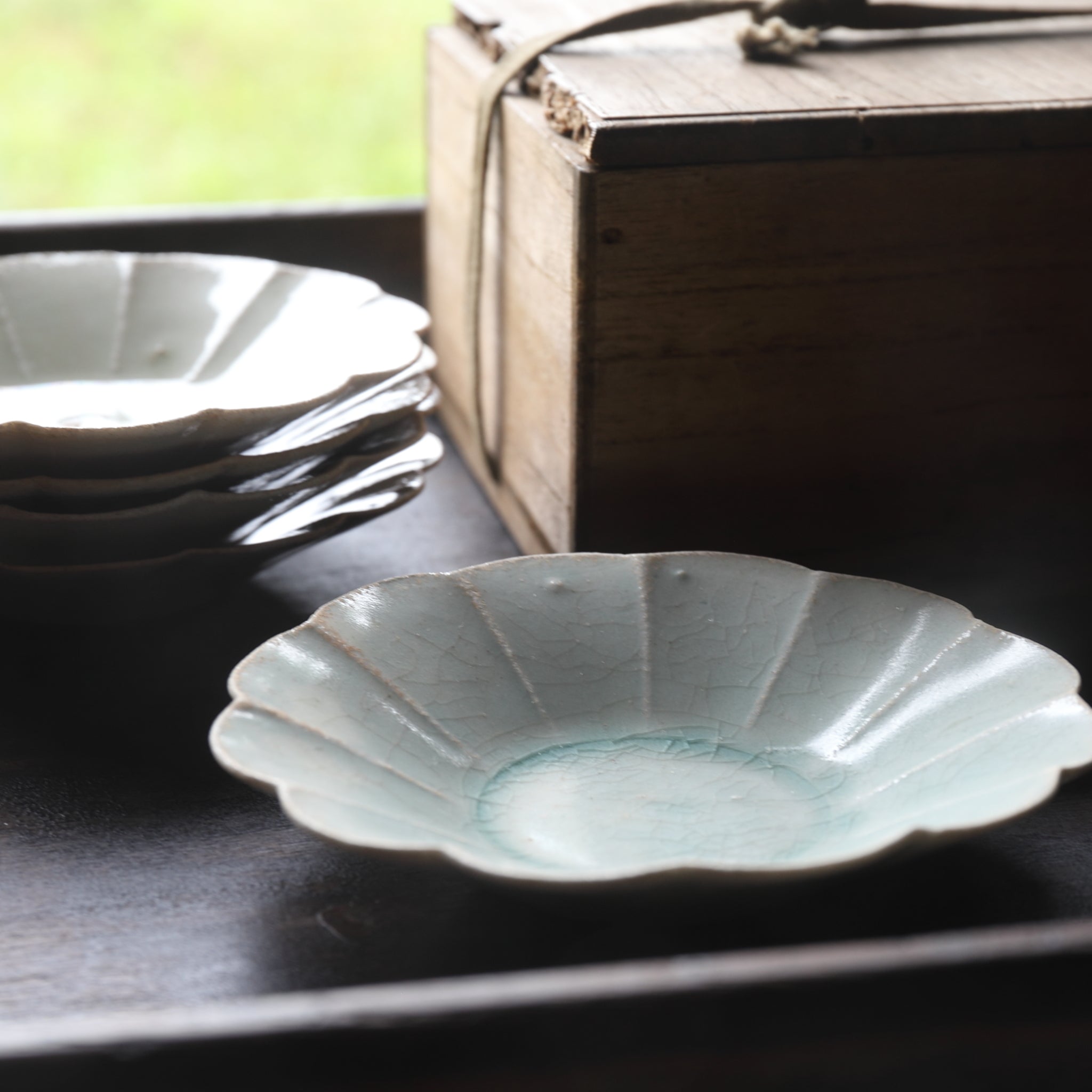 PLATO DE FLOR LOBULADA, Yingqing, juego de 5, Dinastía Song–Yuan(960–1368 d. C.)