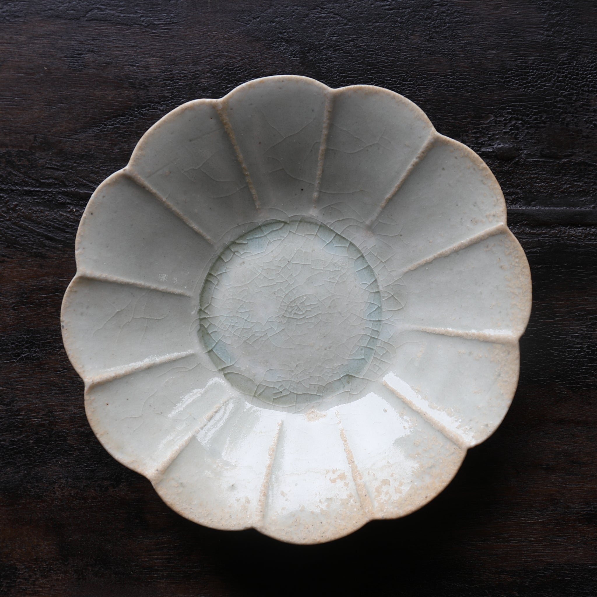 RUNDBLÜTENFÖRMIG TELLER, Yingqing, 5er-set, Song–Yuan-Dynastie(960–1368 n. Chr.)