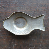 清 古錫陰陽文魚形茶托 在款 清時代/1616-1911CE