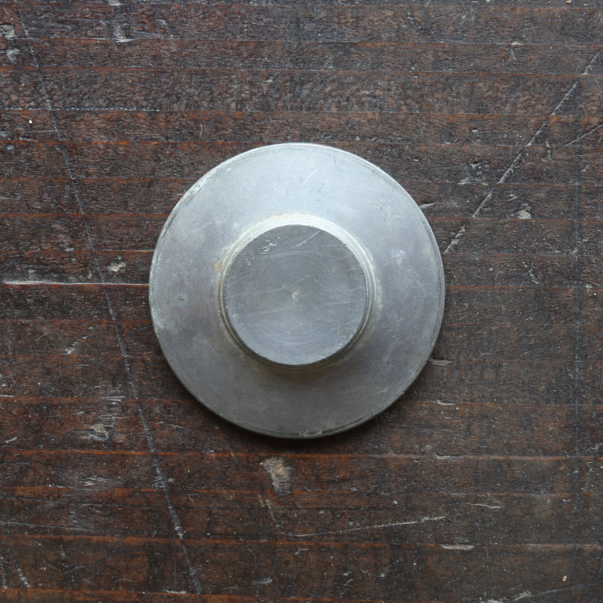 PLATILLO REDONDO DE ESTAÑO VIEJO, Juego de 5, Dinastía Qing(1616–1911 d. C.)
