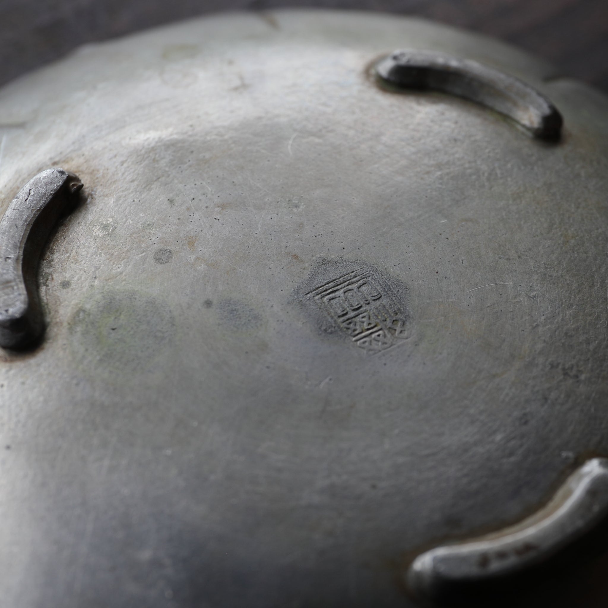 OLD LOBED-FLOWER-SHAPED TIN TEAPOT STAND, Qing Dynasty(1616–1911CE)