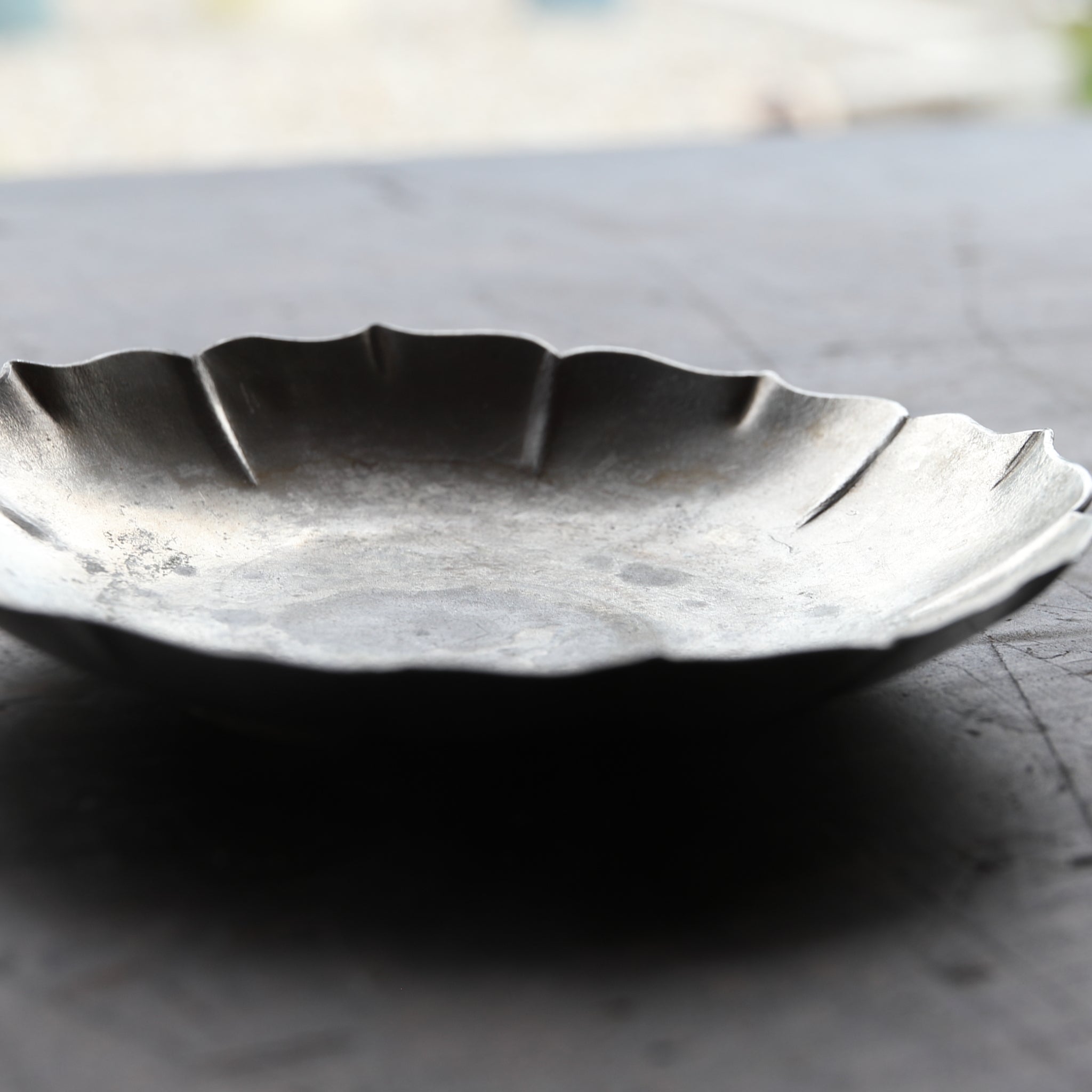 OLD LOBED-FLOWER-SHAPED TIN TEAPOT STAND, Qing Dynasty(1616–1911CE)