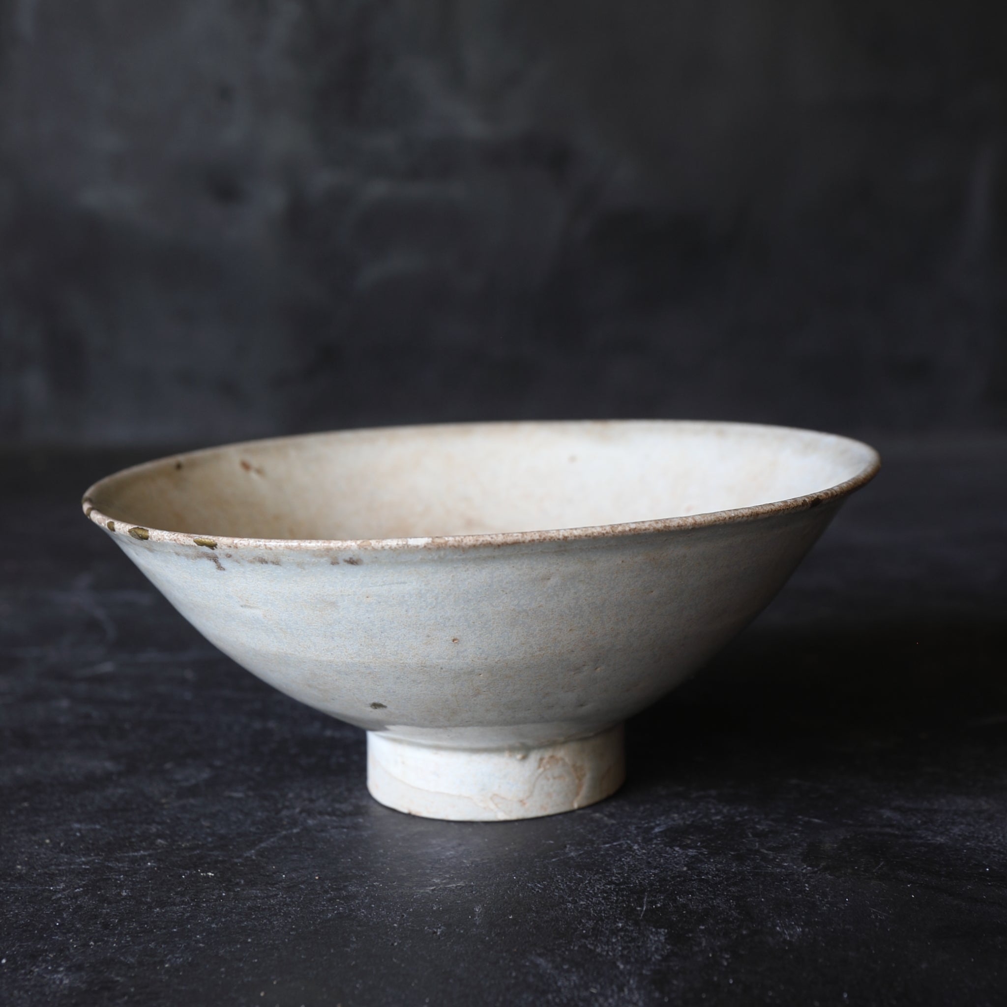 TAZÓN DE TÉ, Porcelana blanca, importación antigua, Dinastía Song(960–1279 d. C.)