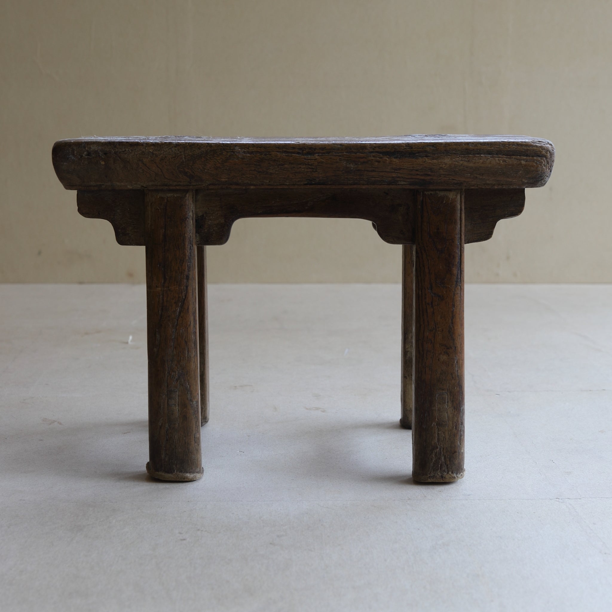 ASIENTO DE MADERA, b, Dinastía Joseon(1392–1897 d. C.)