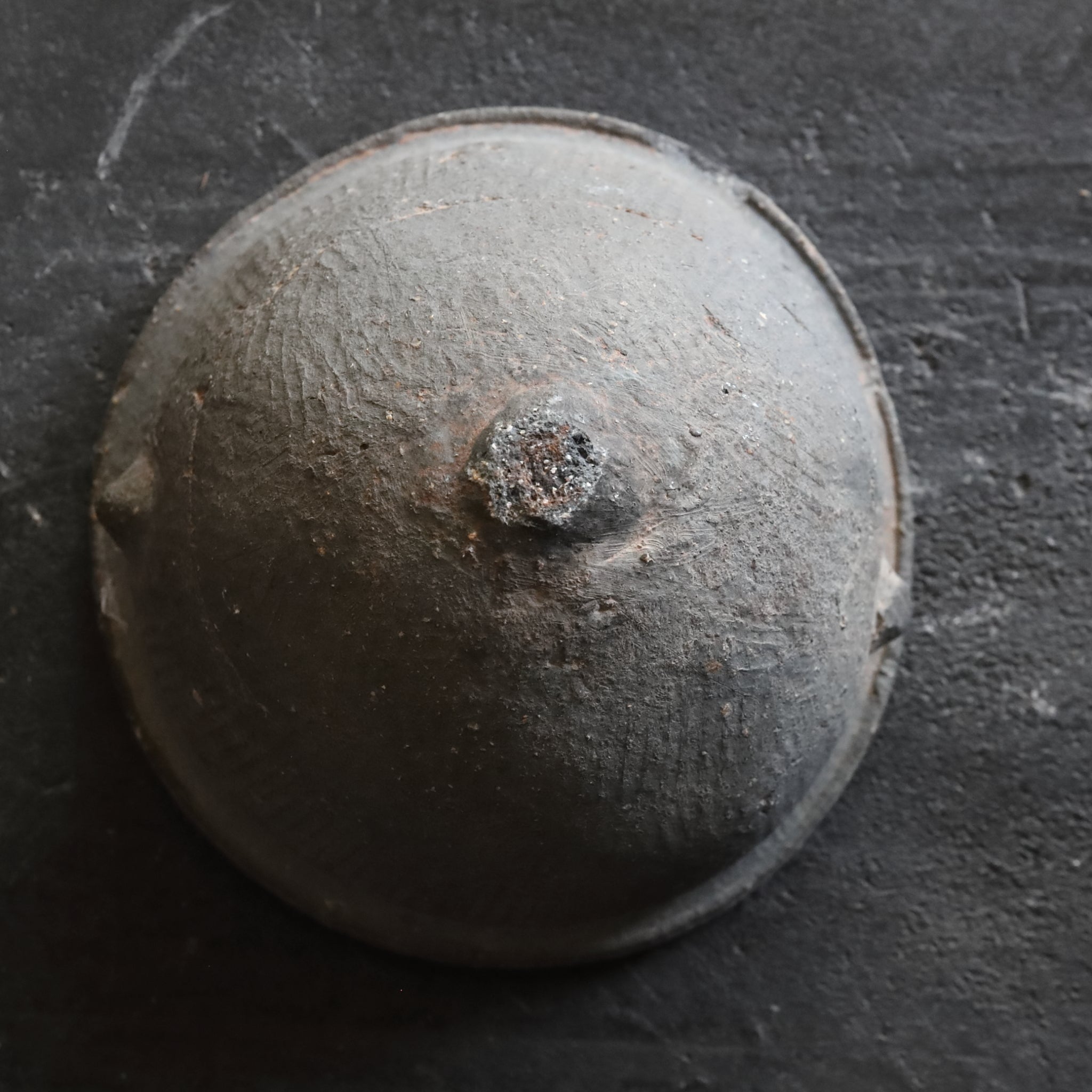 CUENCO CON DOS ASAS, Cerámica Sue, con base anular, Período Nara(710–794 d. C.)