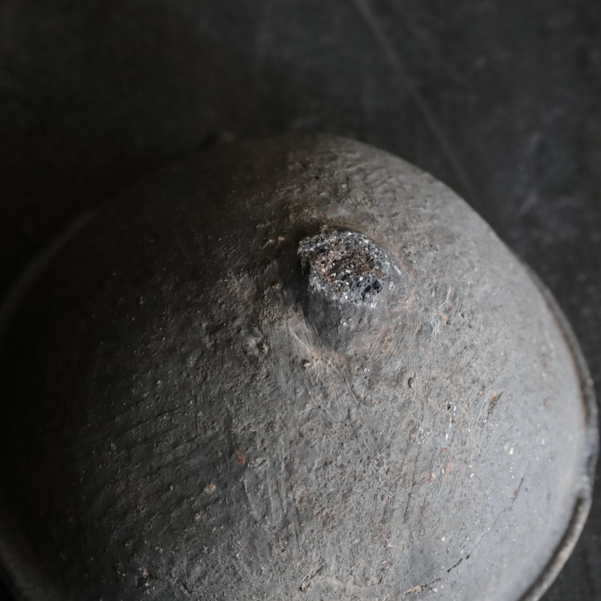 CUENCO CON DOS ASAS, Cerámica Sue, con base anular, Período Nara(710–794 d. C.)