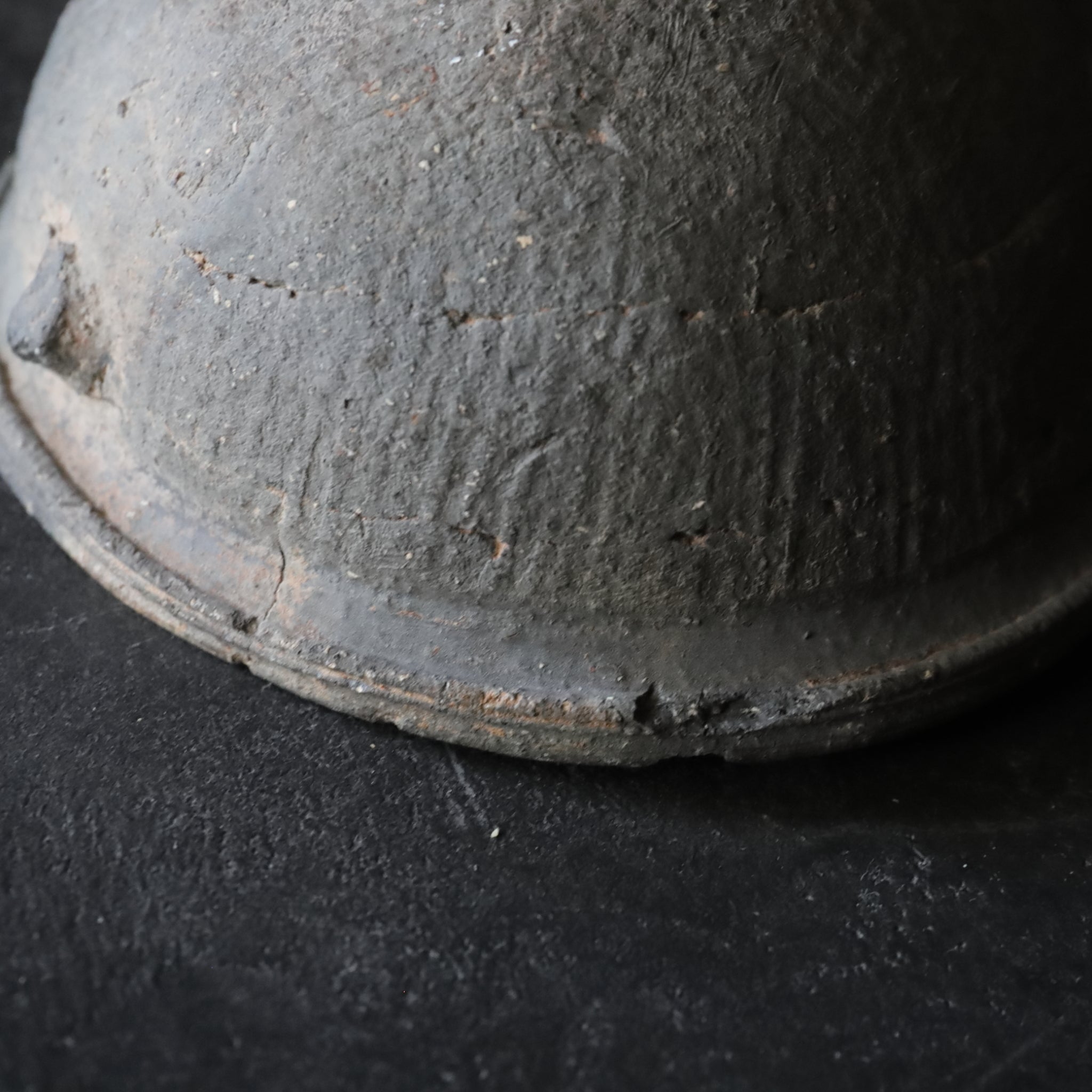 CUENCO CON DOS ASAS, Cerámica Sue, con base anular, Período Nara(710–794 d. C.)