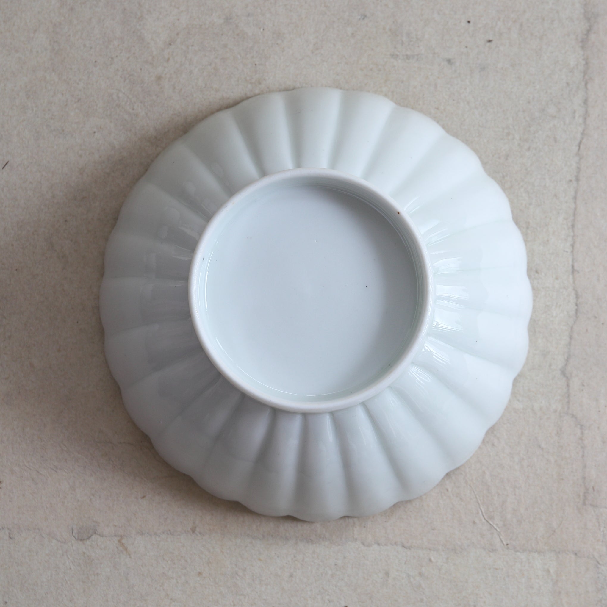 PLATO MUKOZUKE VIEJO, Hirado, con diseño de mariposa, juego de 5, Período Edo(1603–1867 d. C.)