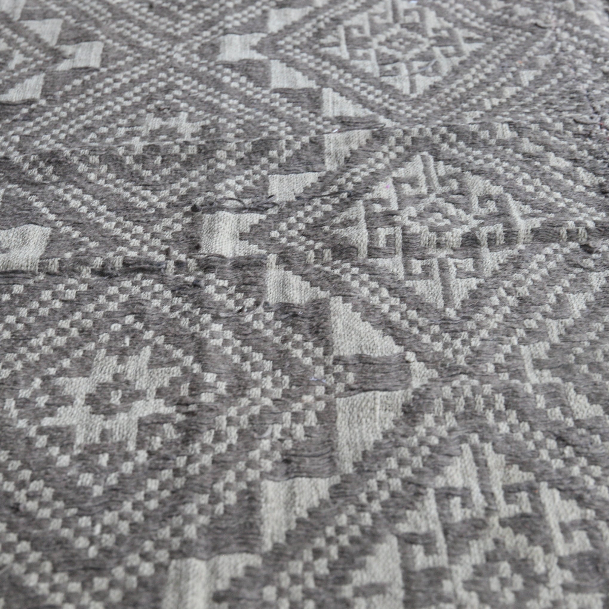 DANTSŪ, 1, Antigüedades vietnamitas, Edad Moderna Temprana(Siglos XVI–XIX)