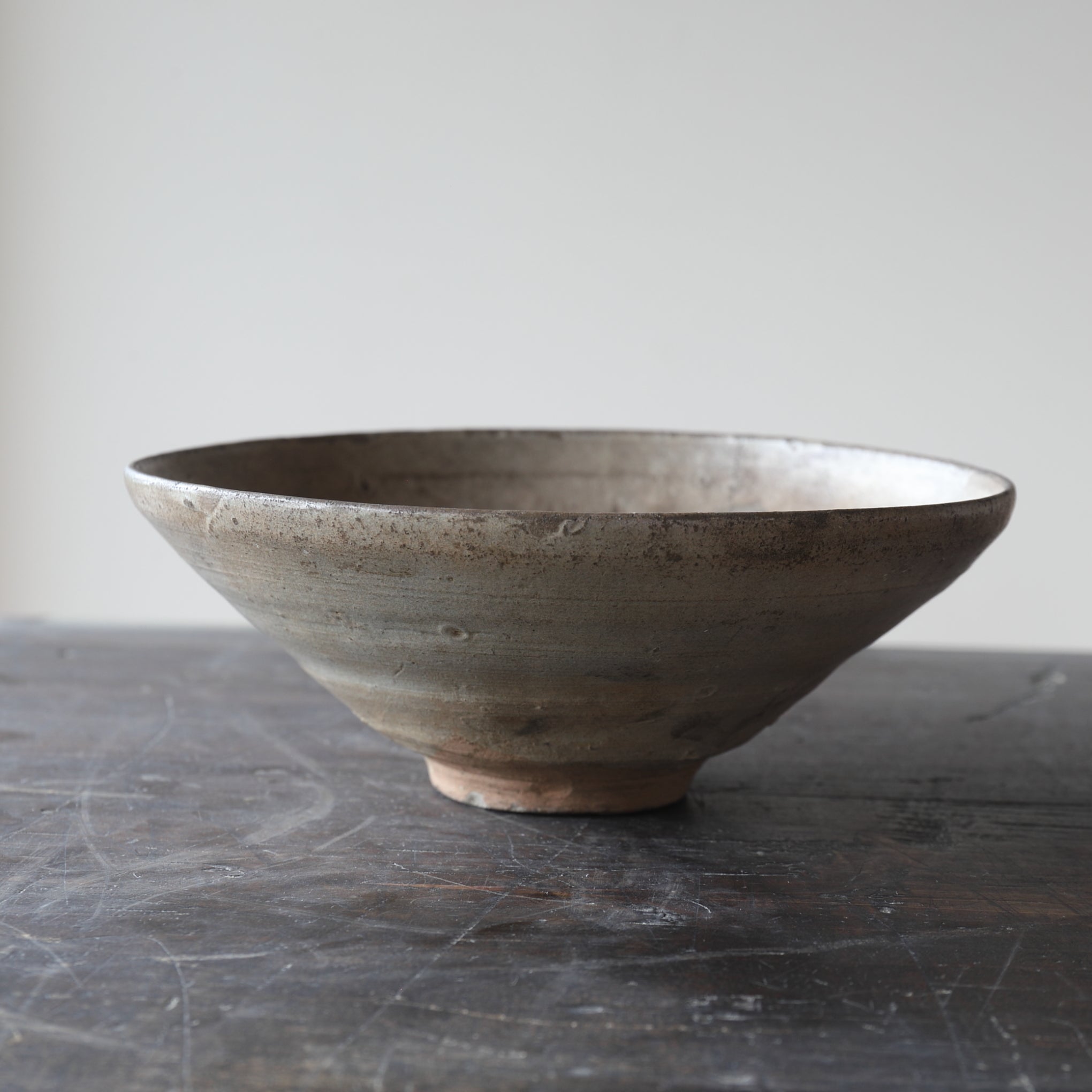 TEESCHALE, Goryeo-Celadon, ausgegrabenes objekt, Goryeo-Dynastie(918–1392 n. Chr.)