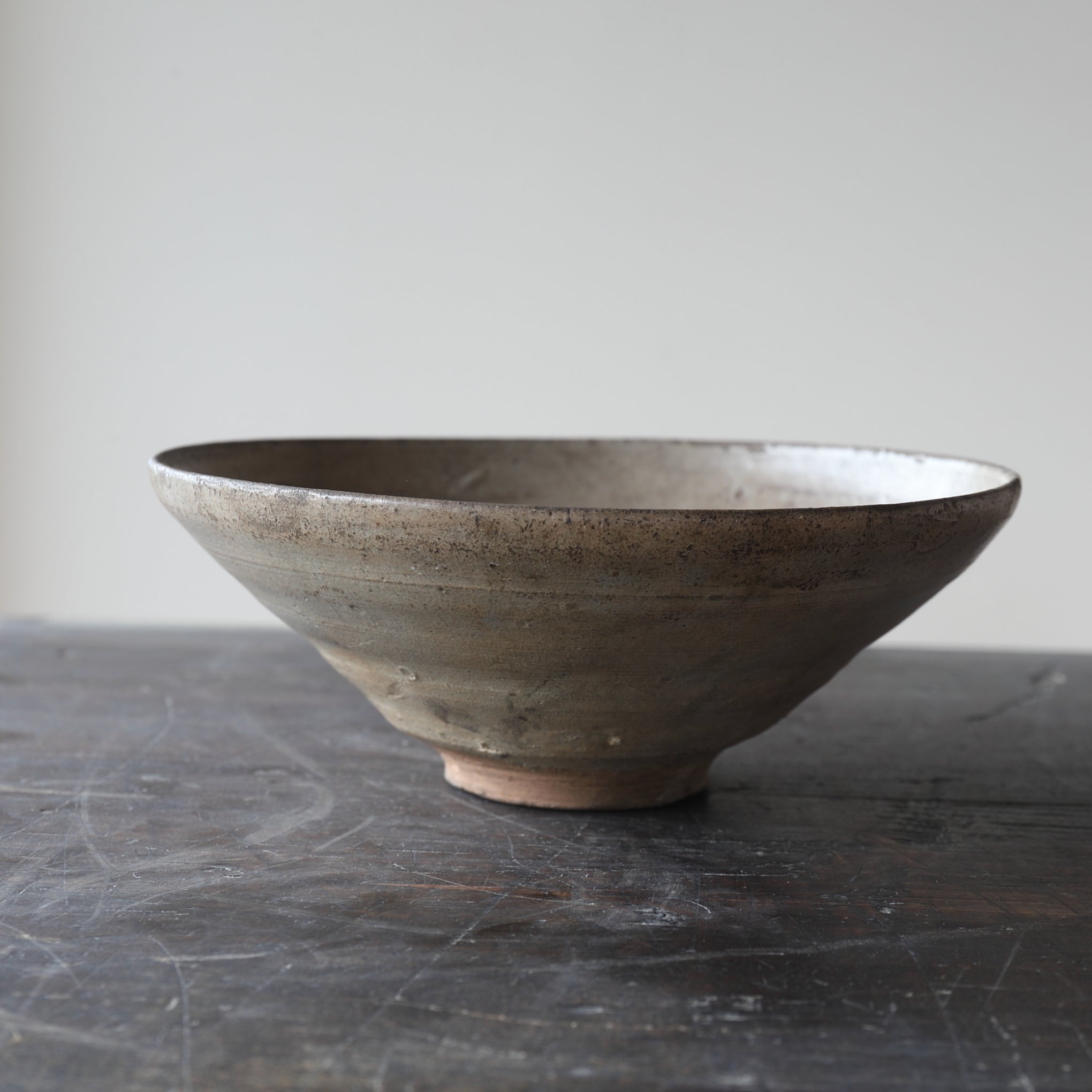 TEESCHALE, Goryeo-Celadon, ausgegrabenes objekt, Goryeo-Dynastie(918–1392 n. Chr.)