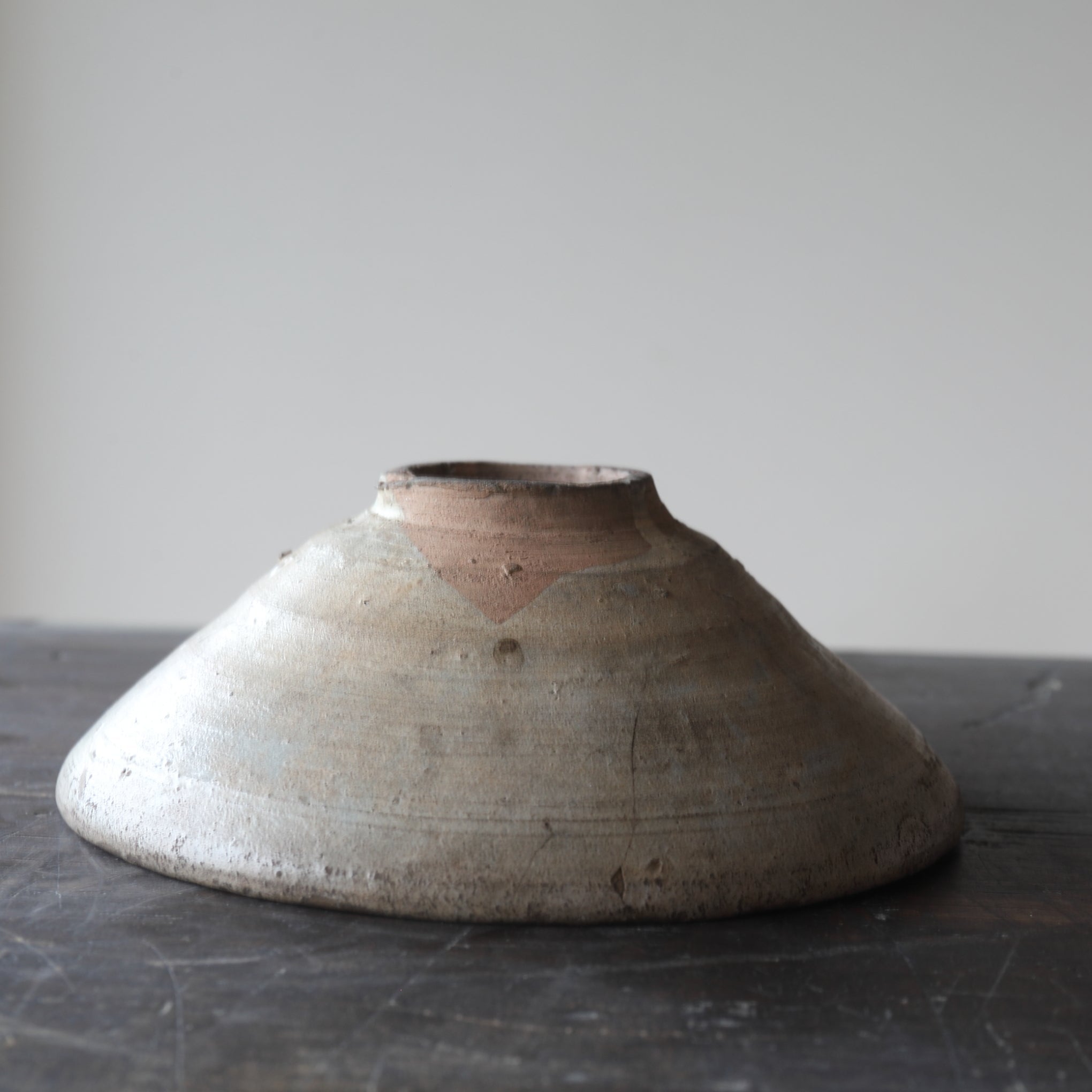 TEESCHALE, Goryeo-Celadon, ausgegrabenes objekt, Goryeo-Dynastie(918–1392 n. Chr.)