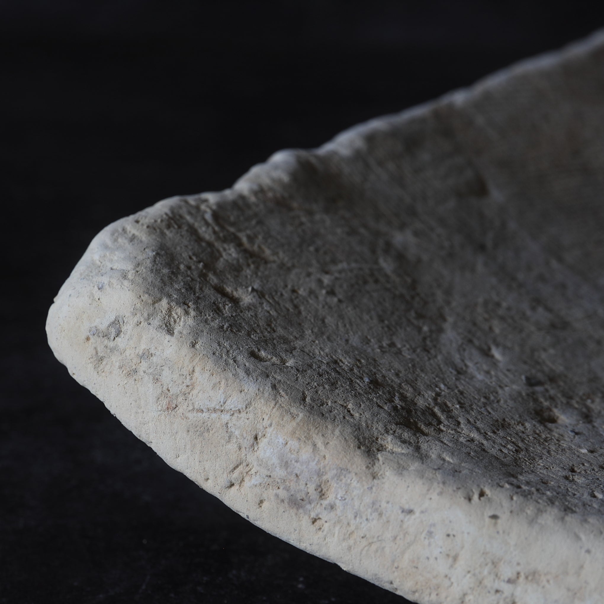 TEJA CON IMPRESIONES DE TELA, Período Nara(710–794 d. C.)