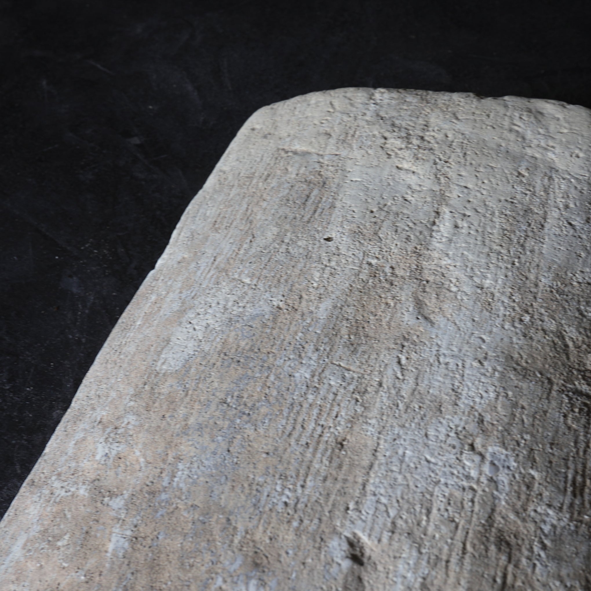 TEJA CON IMPRESIONES DE TELA, Período Nara(710–794 d. C.)