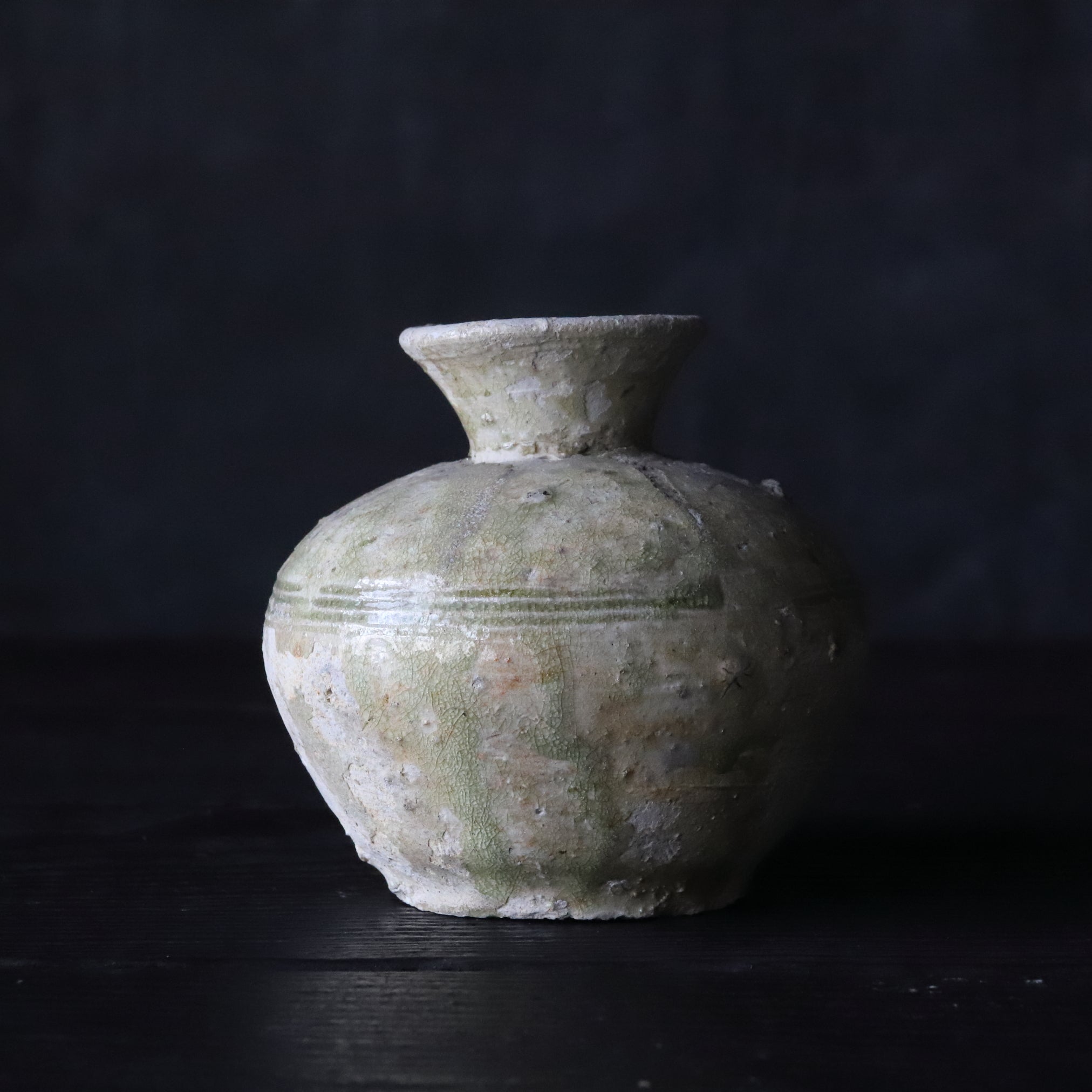 جرة برقبة قصيرة، فرن ساناغه ، فترة كاماكورا(1185–1333 ميلاديًا)