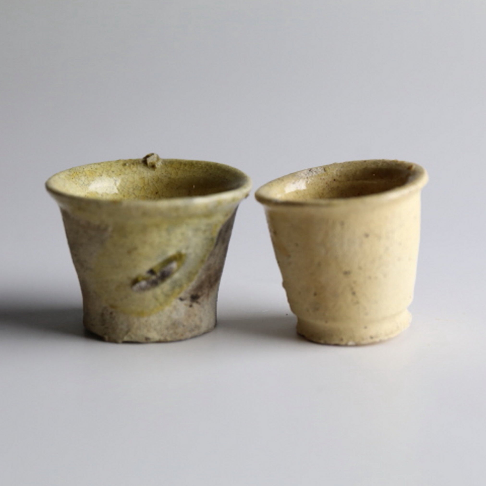 KLEINES GEFÄSS, Delfter Ware, 2er-set, Niederländische Antiquität, Frühe Neuzeit(16.–19. Jahrhundert)