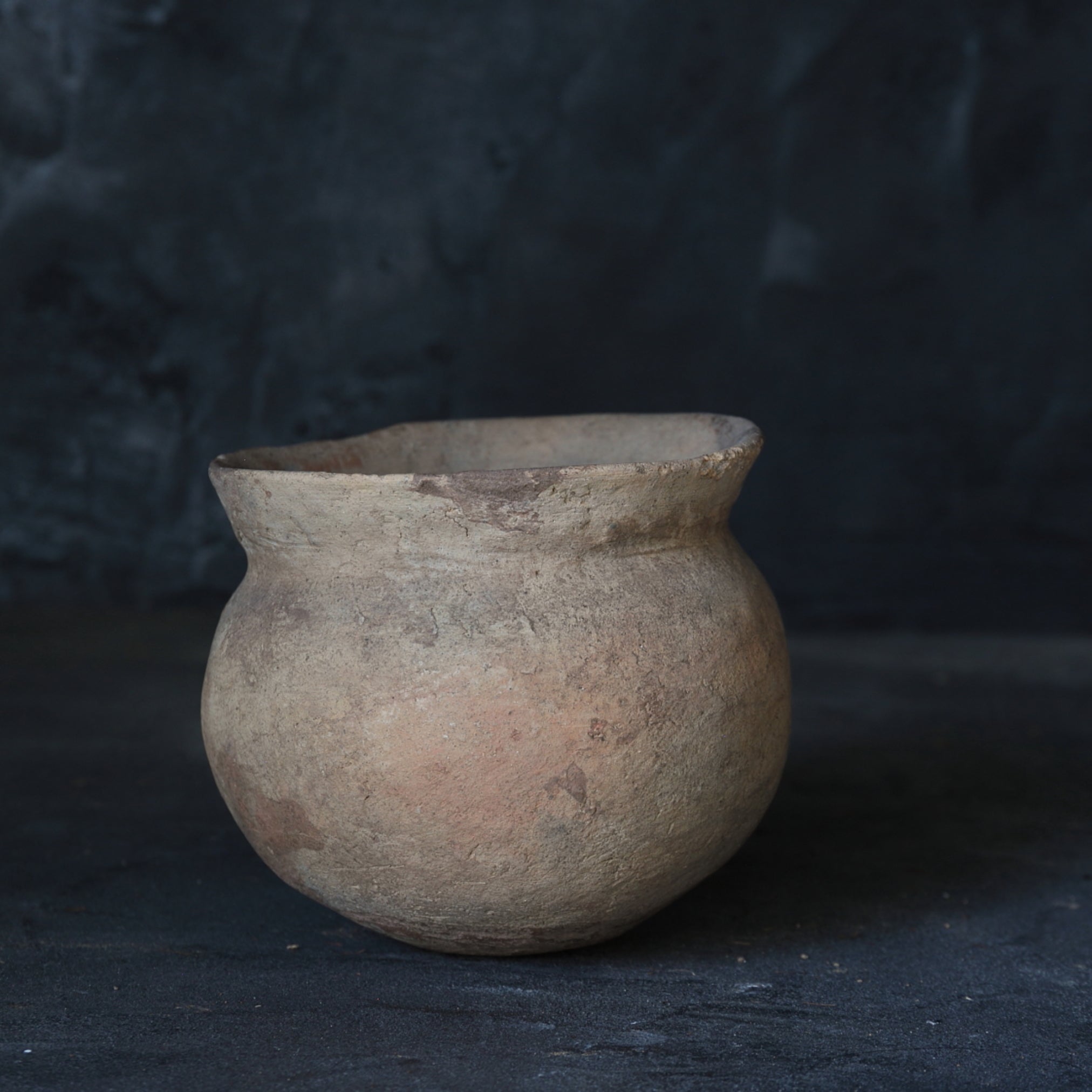TINAJA DE BOCA ANCHA, Loza, Haji Ware, Período Kofun(250–581 d. C.)