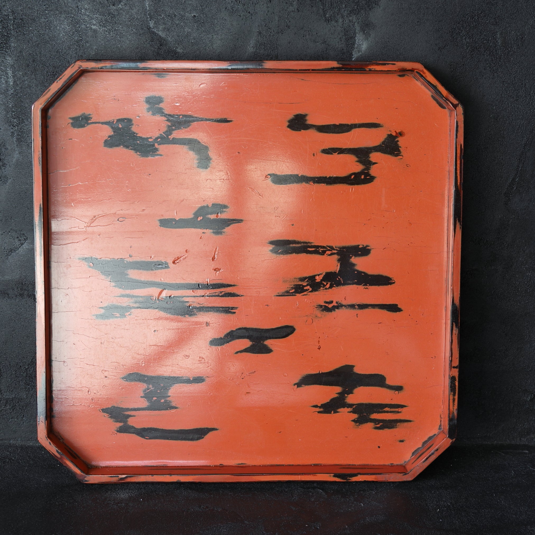 TRAY WITH ANGLED CORNERS, Negoro, Edo Period(1603–1867CE)