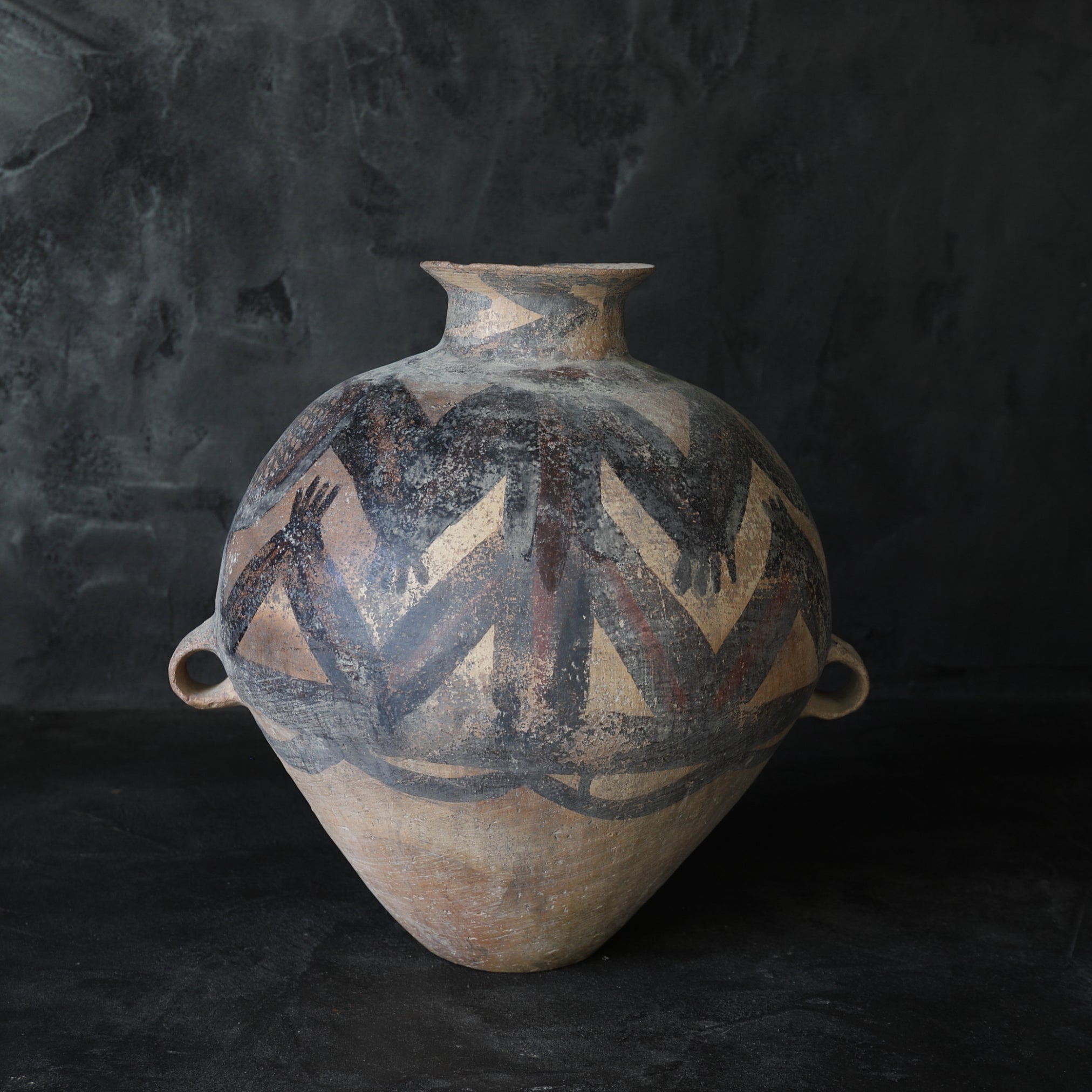 GROSSES GEFÄSS, Bemalte Keramik, Majiayao-Kultur(3300–2050 v. Chr.)