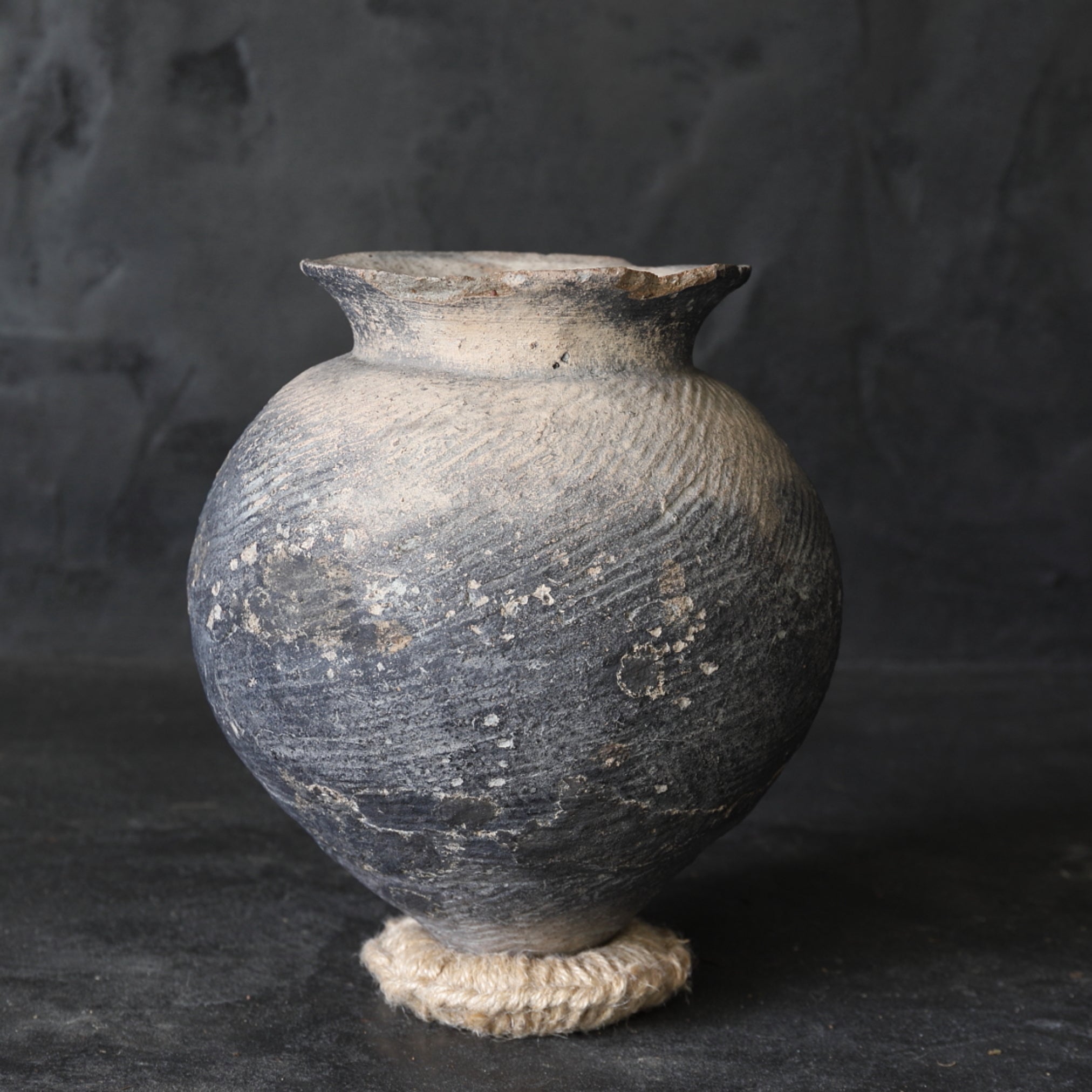 POT, Terre cuite, Période Jomon(10000–300 av. J.-C.)