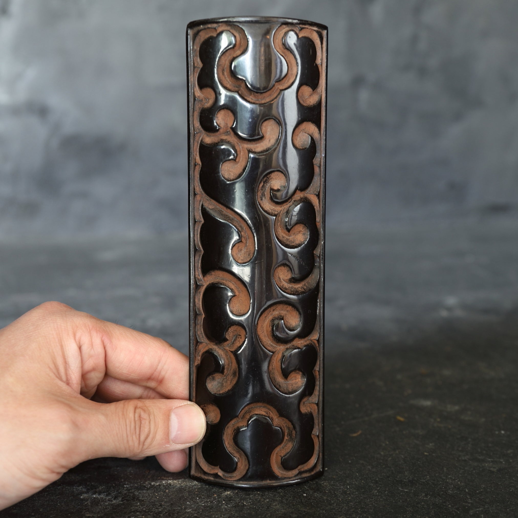 TEA SCOOP, Carved red lacquer with scrollwork design, Qing Dynasty(1616–1911CE)