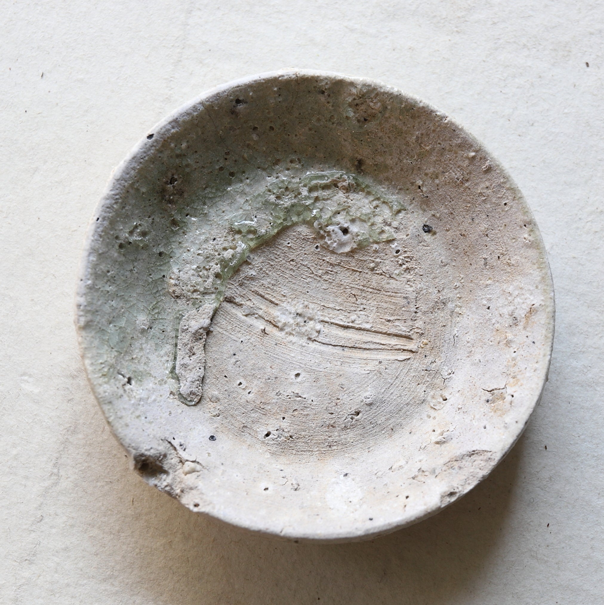 YAMAZARA(PLATO DE MONTAÑA)/ TAZA DE SAKE, Ko-Seto, b, Período Kamakura(1185–1333 d. C.)