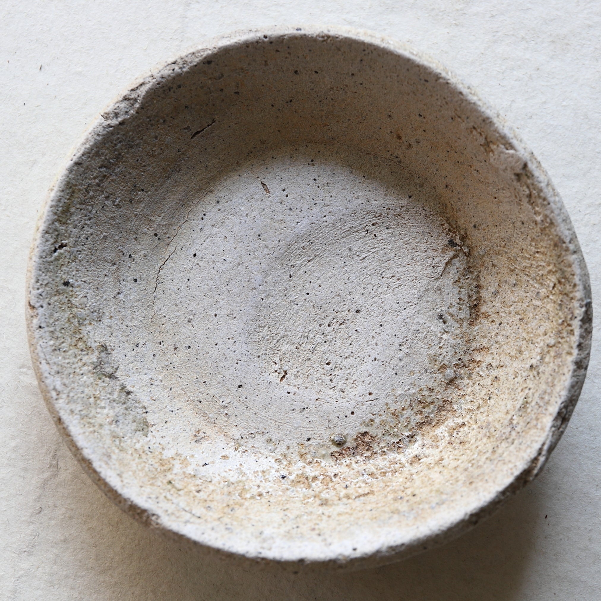 YAMAZARA(PLATO DE MONTAÑA)/ TAZA DE SAKE, Ko-Seto, c, Período Kamakura(1185–1333 d. C.)