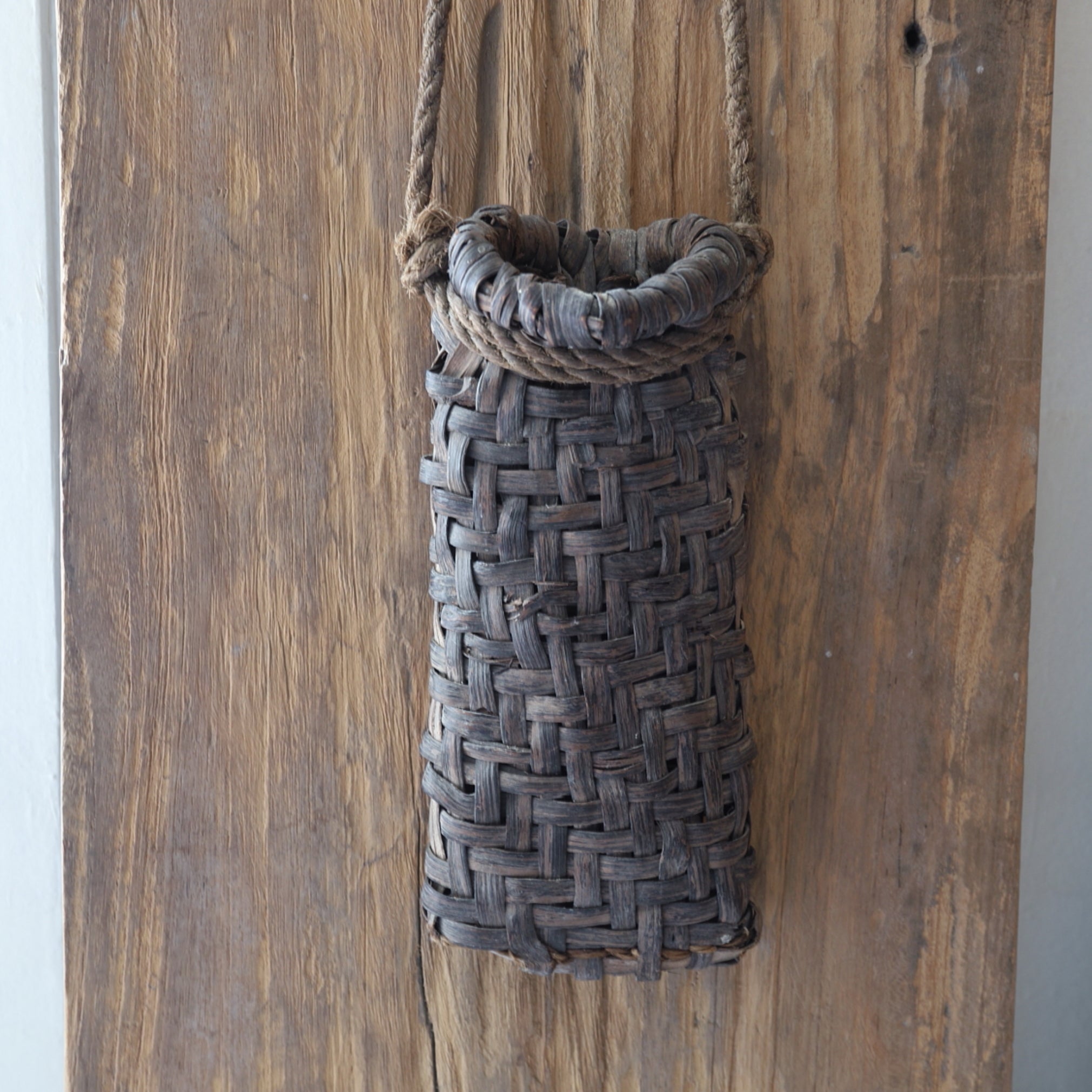WILD GRAPE HANGING FLOWER VASE, Mingei