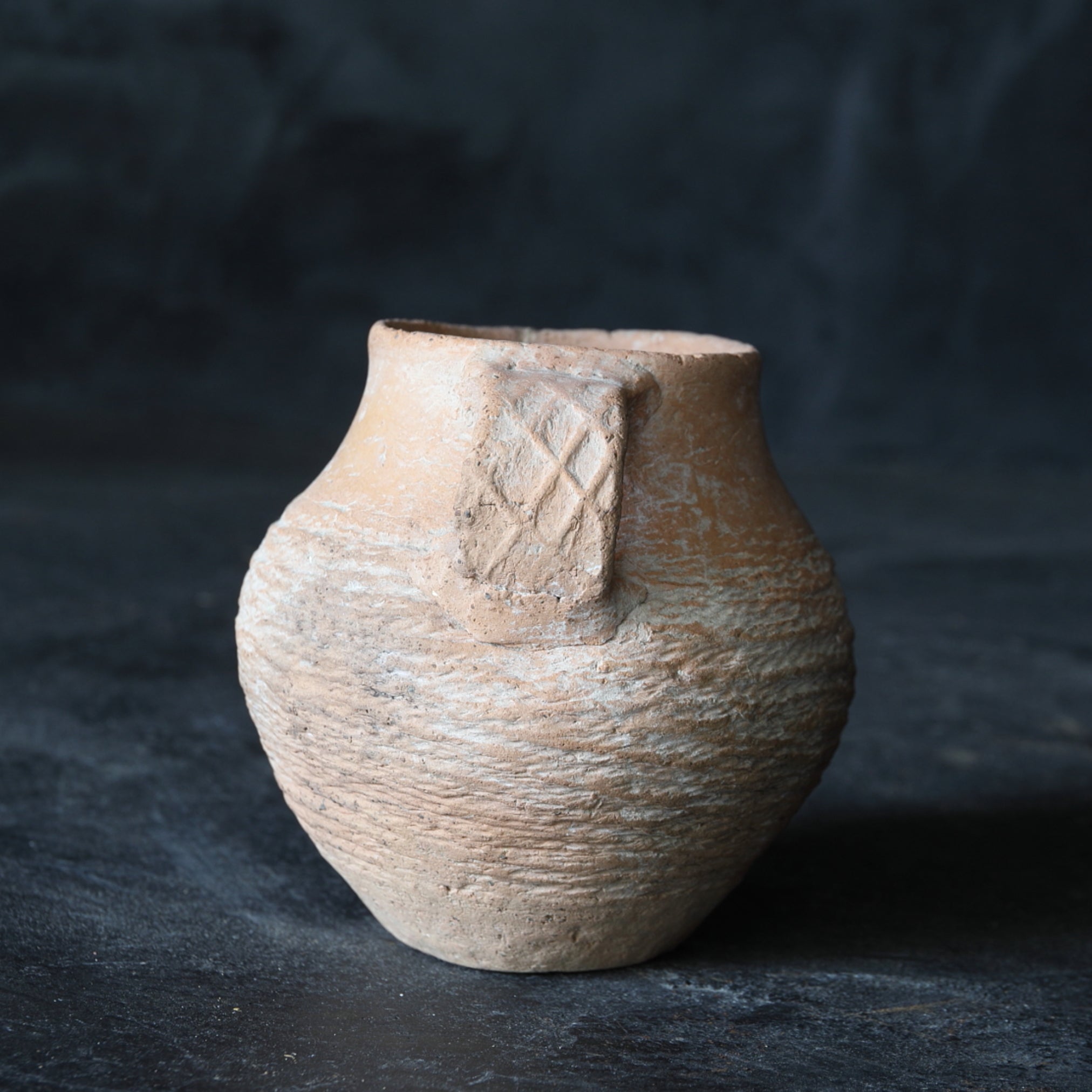 RECIENTE, Terracotta di forma insolita, Periodo Jomon(10000–300 a.C.)
