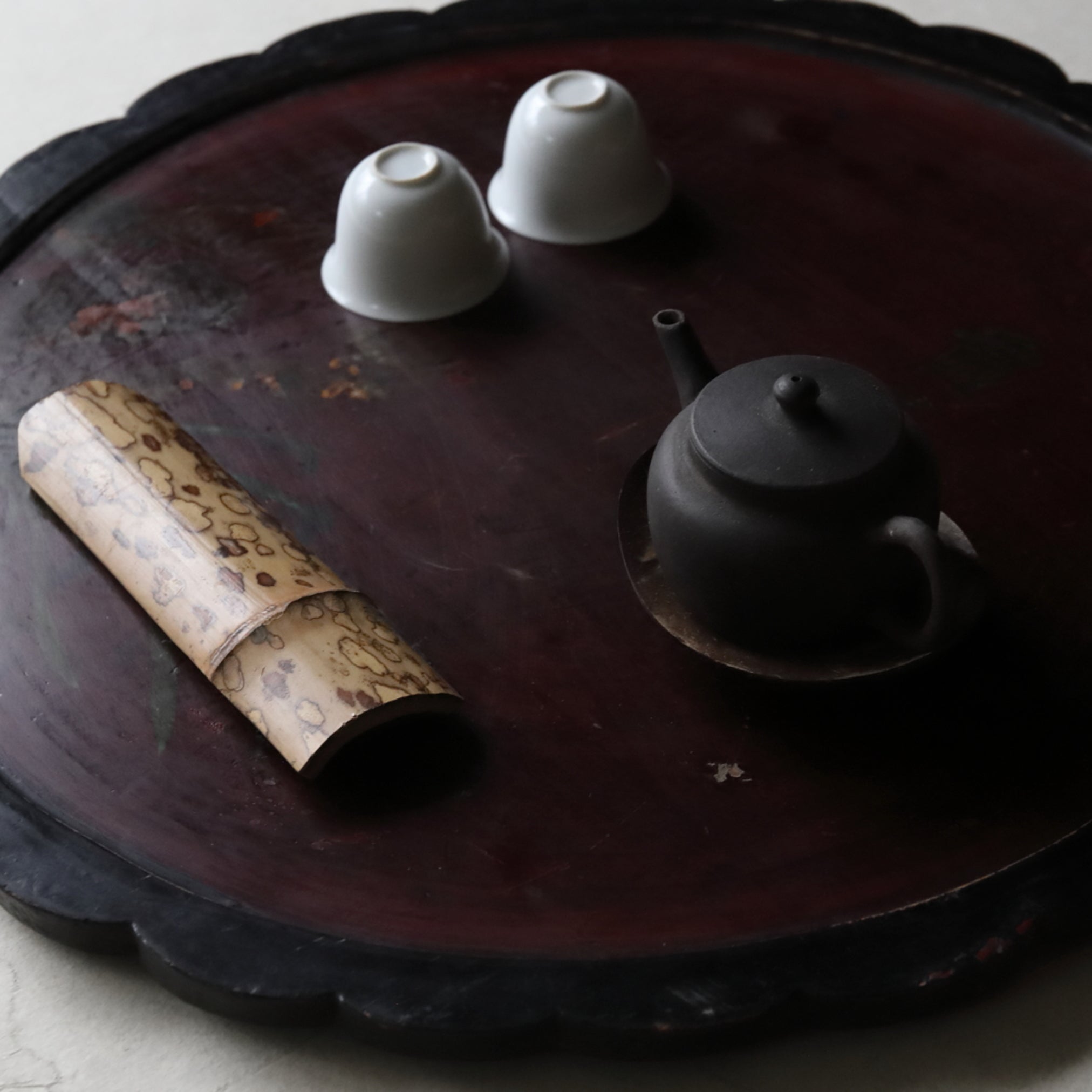 SOBAN A FORMA DI FIORE / PIANO D'APPOGGIO, Mitate(piano d'appoggio/vassoio da tè), Dinastia Joseon(1392–1897 d.C.)