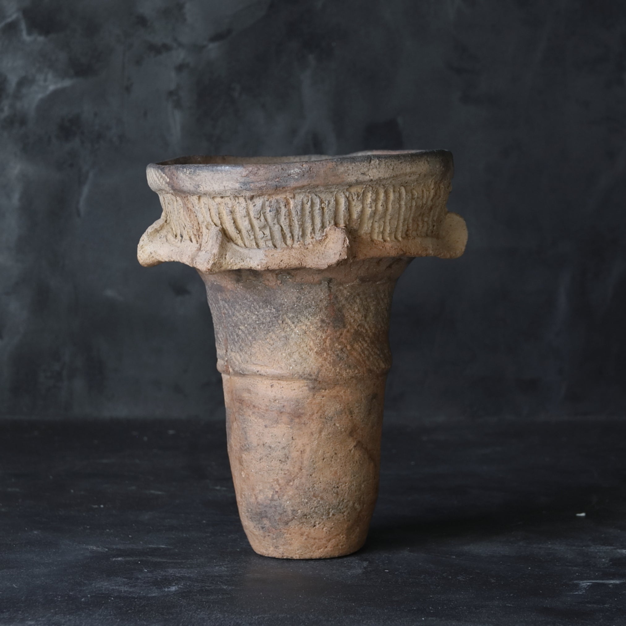 CIOTOLA PROFONDA, Terracotta, Periodo Jomon(10000–300 a.C.)