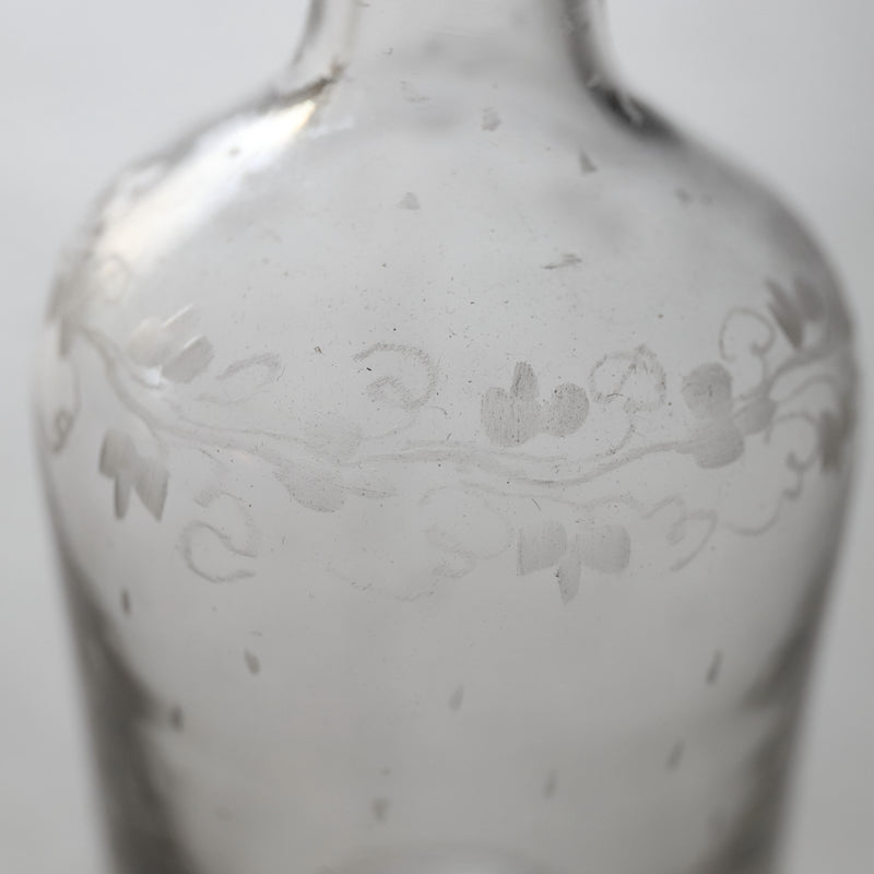 フランスアンティーク 白エナメル草文蓋付ガラス瓶 16-19世紀
