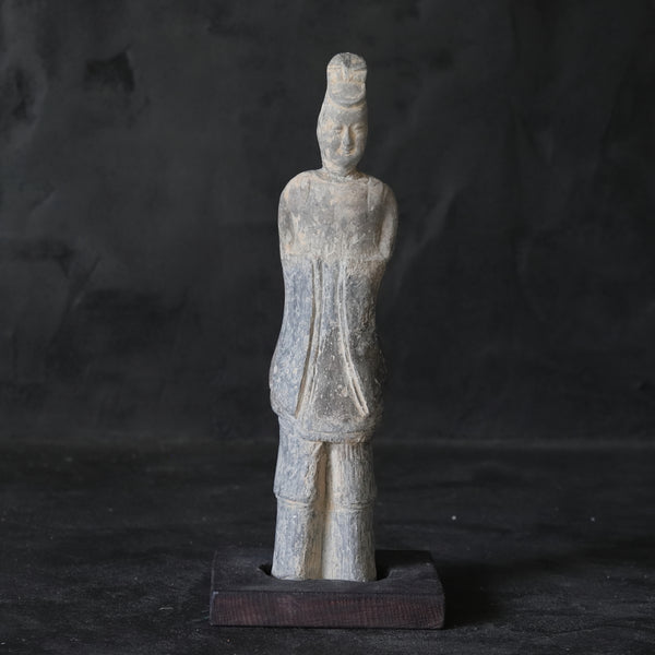 東魏灰陶加彩文官俑 3-12世紀