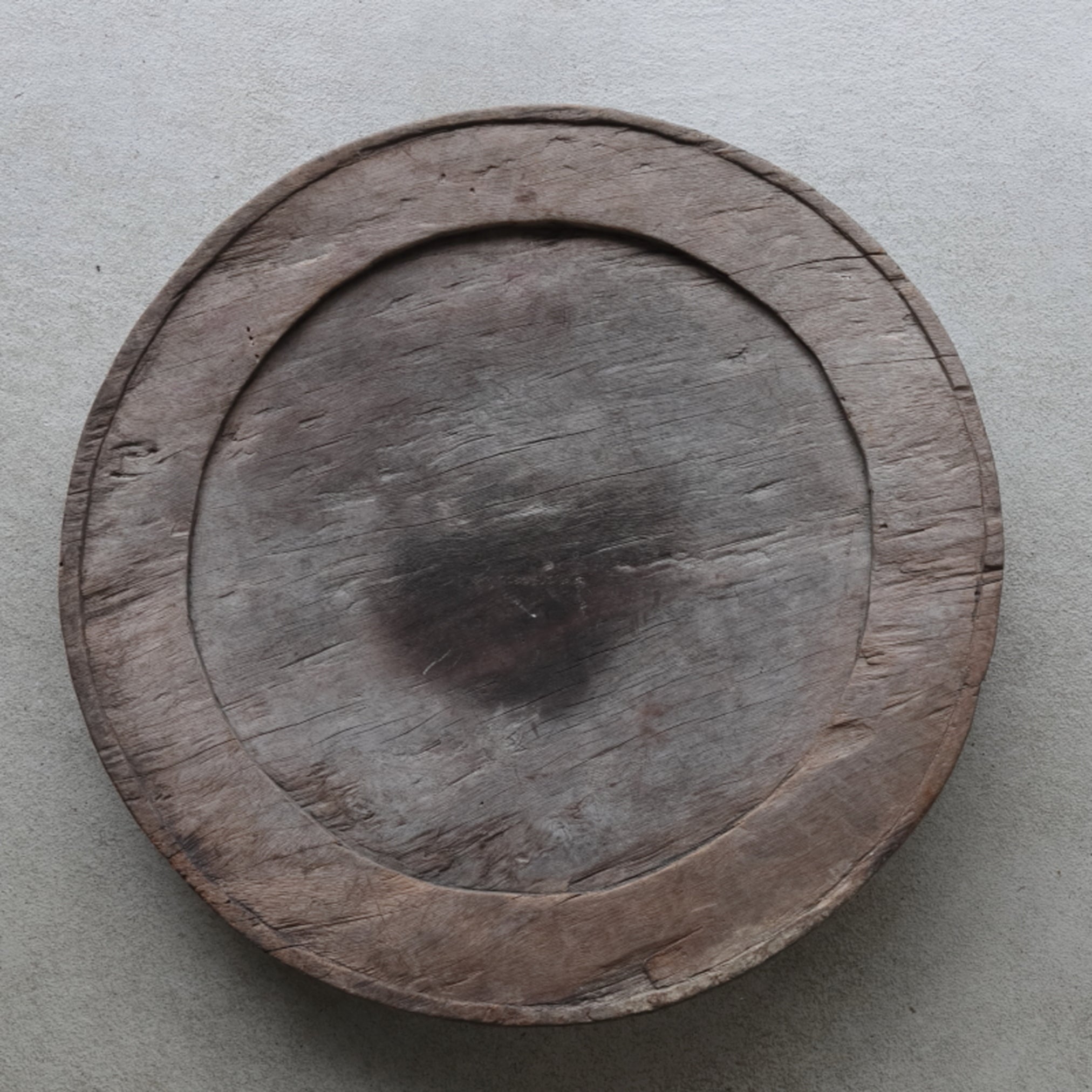 GRAND PLAT SUR PIED EN BOIS, Yao, Période moderne précoce(XVIe–XIXe siècle)