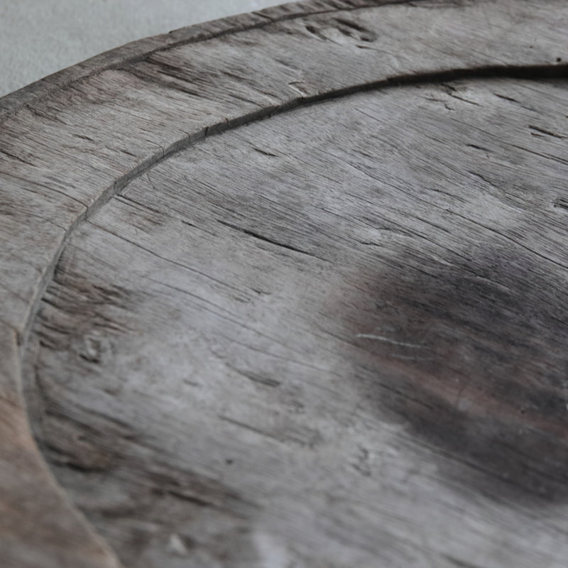 ヤオ族の木味の良い大きな木台皿 煎茶台 16-19世紀