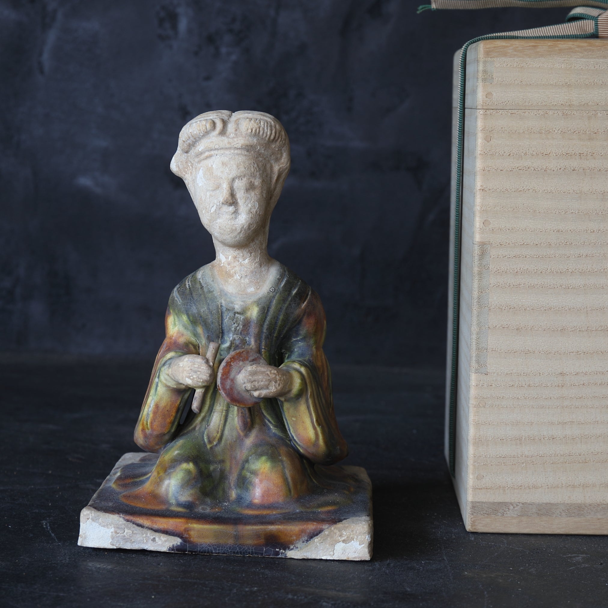 唐三彩 婦人俑 唐時代/618-907CE 