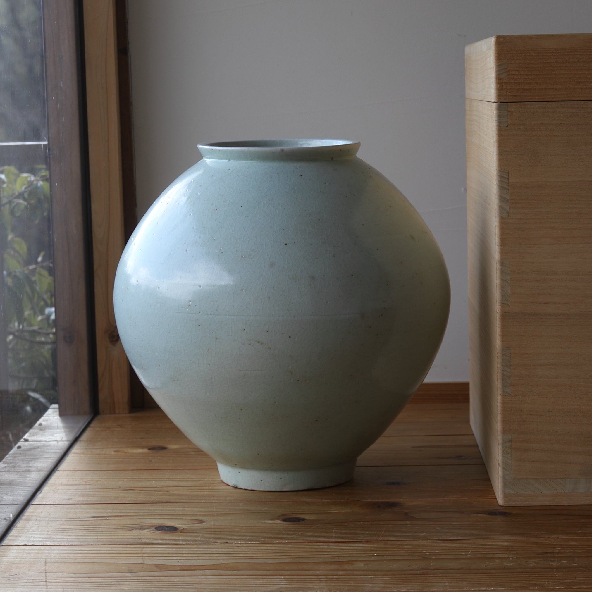 MOON JAR, Porcellana bianca, Dinastia Joseon(1392–1897 d.C.)