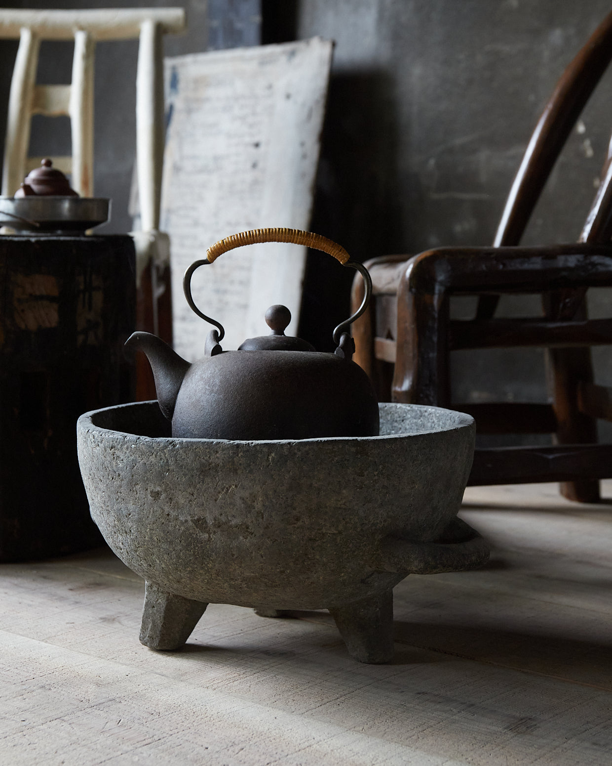 Stone brazier Joseon Dynasty/1392-1897CE