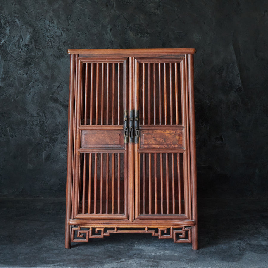 清代  唐木茶棚（1616–1911 CE）