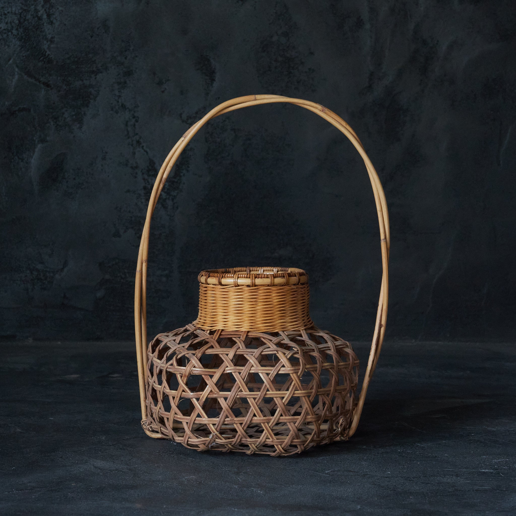 Sencha Runaway, Amber-colored Woven Basket, Taisho Period/1912-1926CE