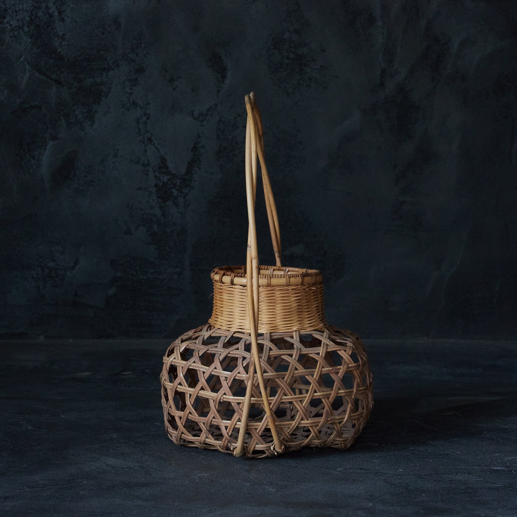 Sencha Runaway, Amber-colored Woven Basket, Taisho Period/1912-1926CE